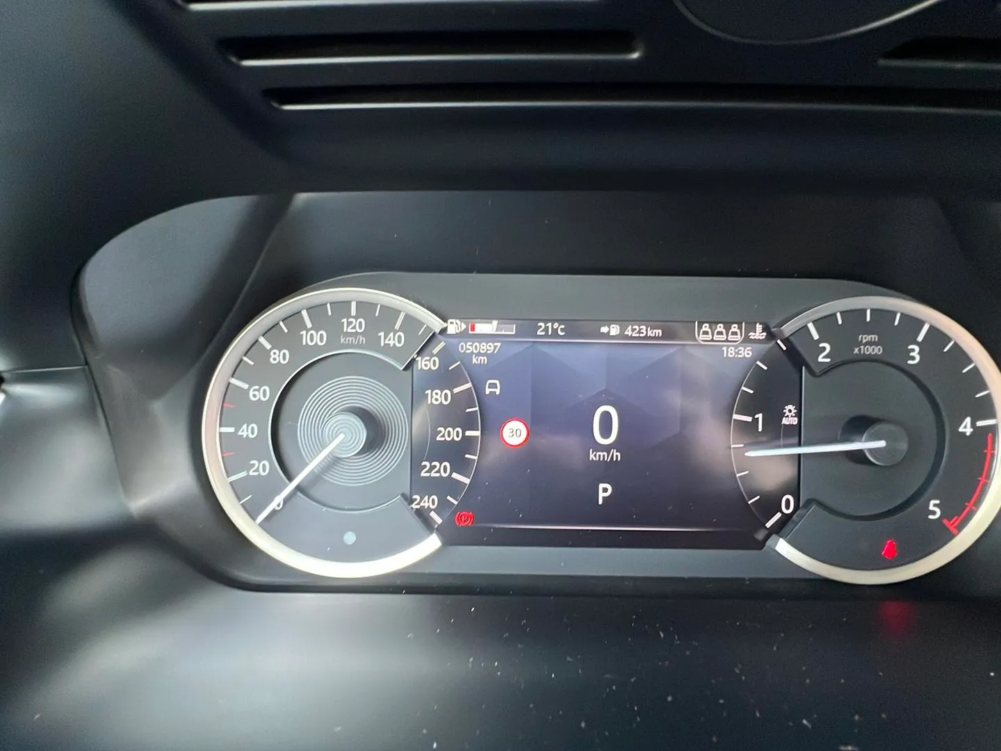 Land Rover Discovery Sport 2.0D TD4 AWD MHEV Urban Edition - foto 12