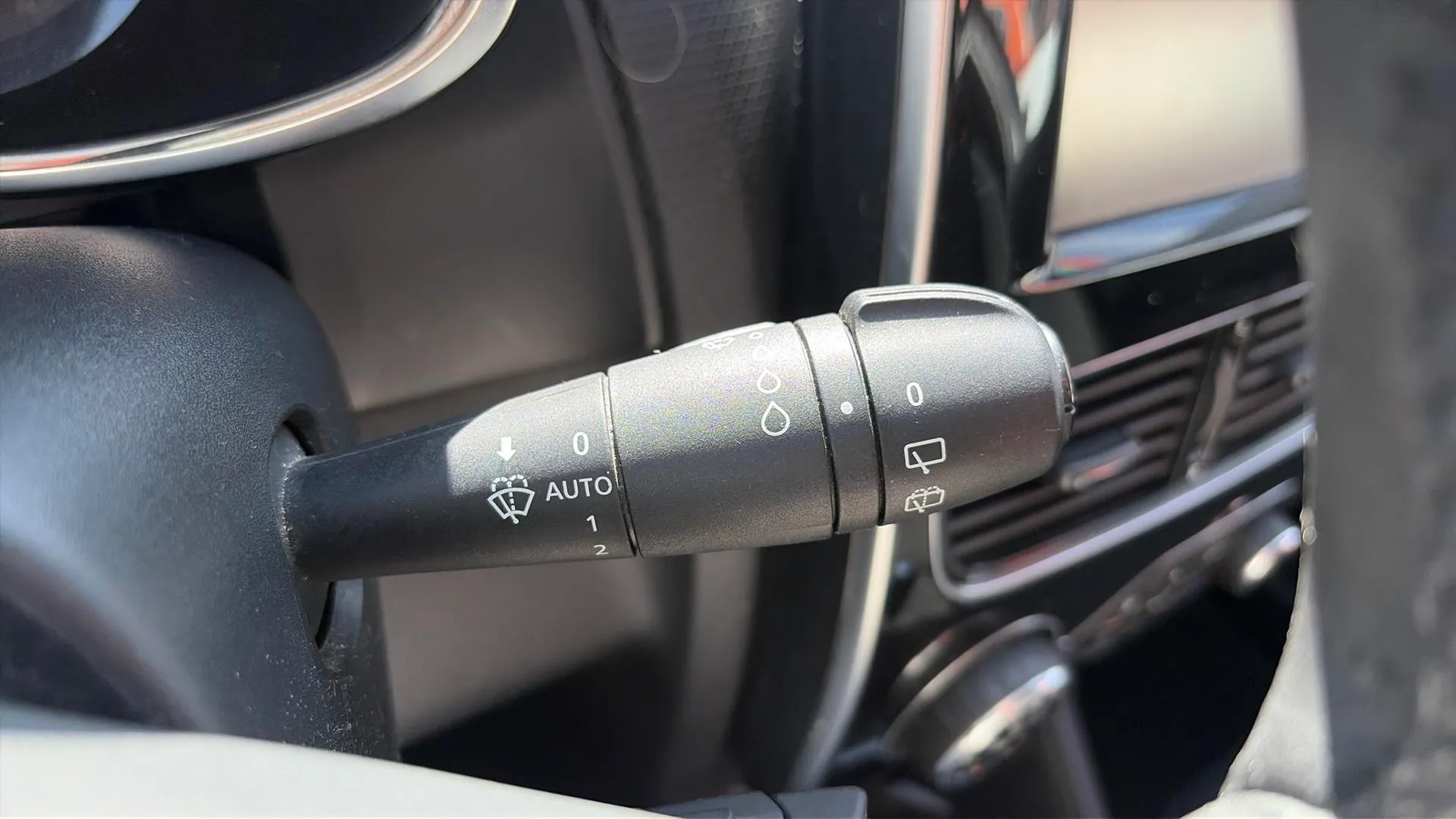 Renault Clio Limited Energy TCe - foto 18
