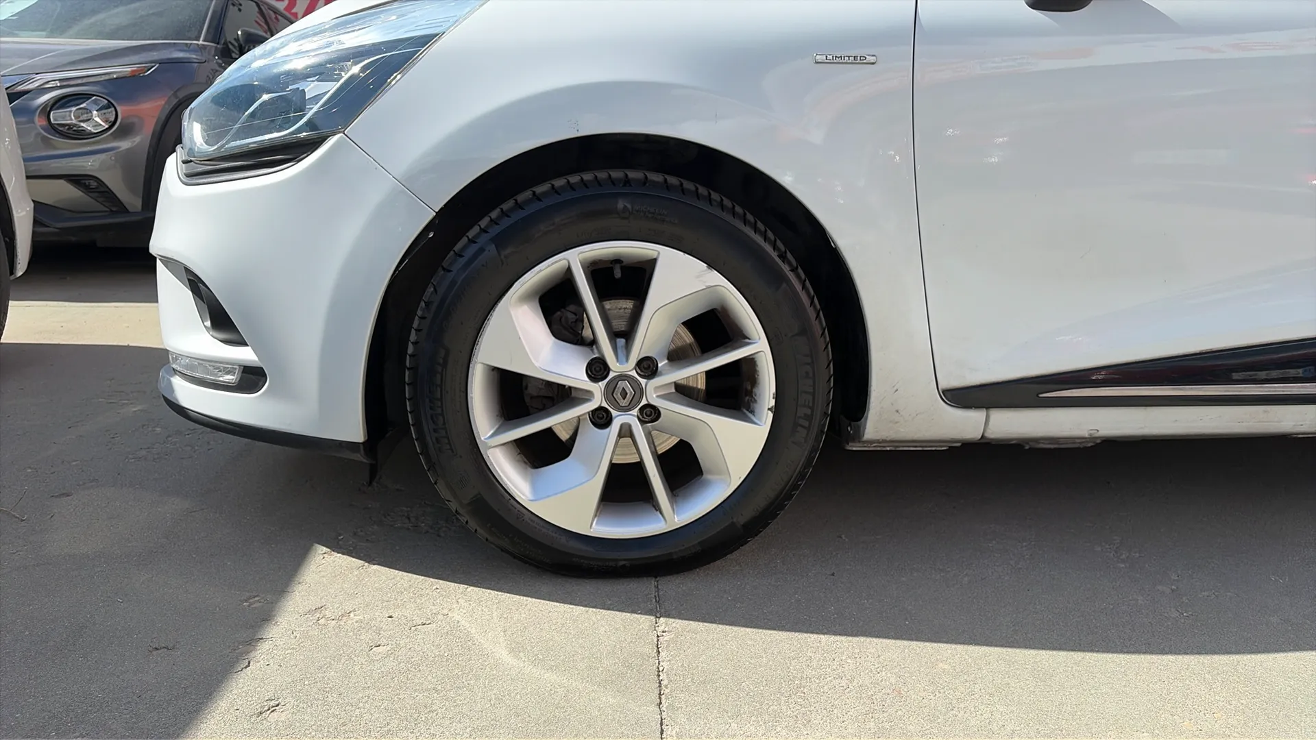 Renault Clio Limited Energy TCe - foto 14
