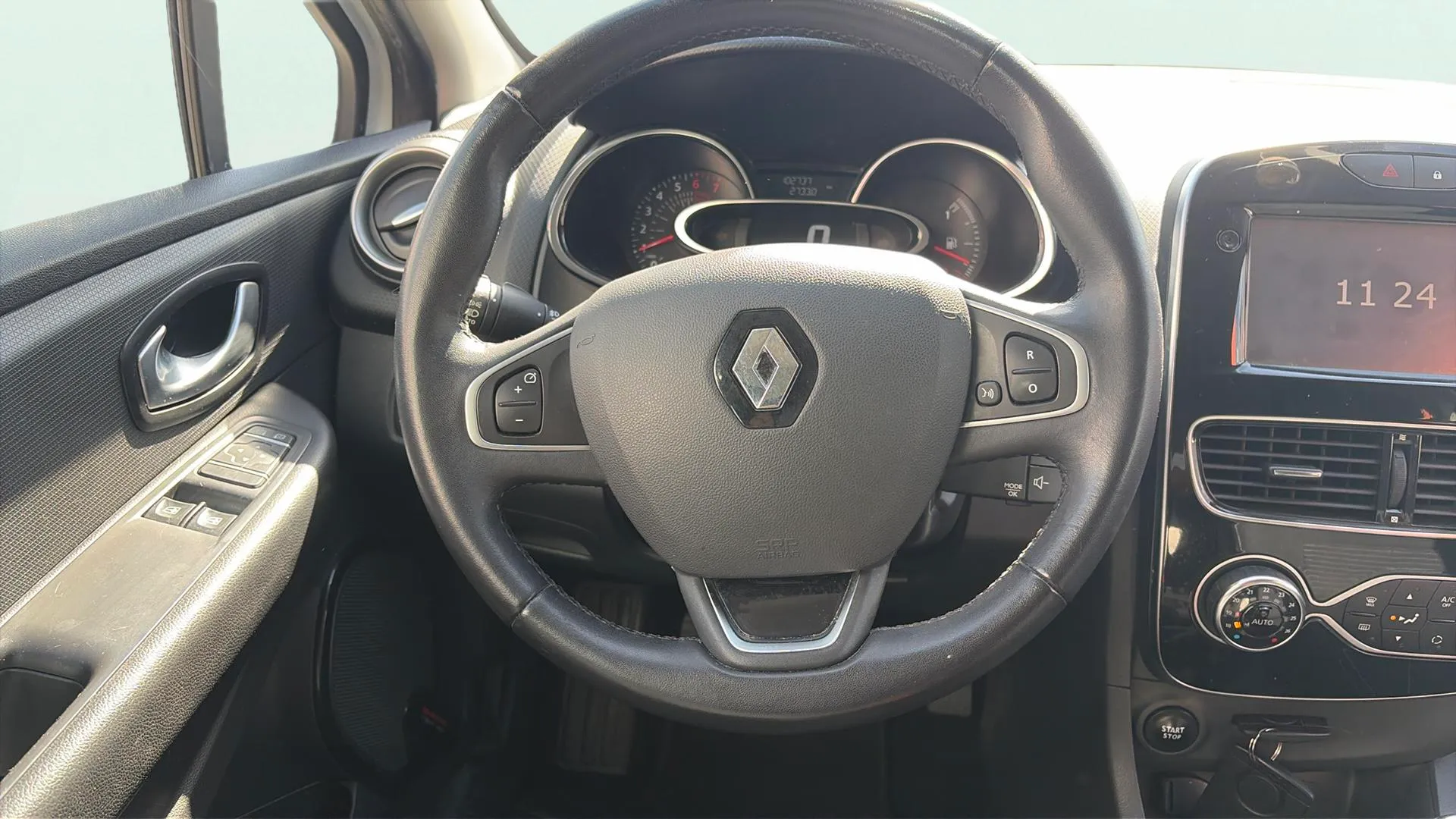 Renault Clio Limited Energy TCe - foto 8