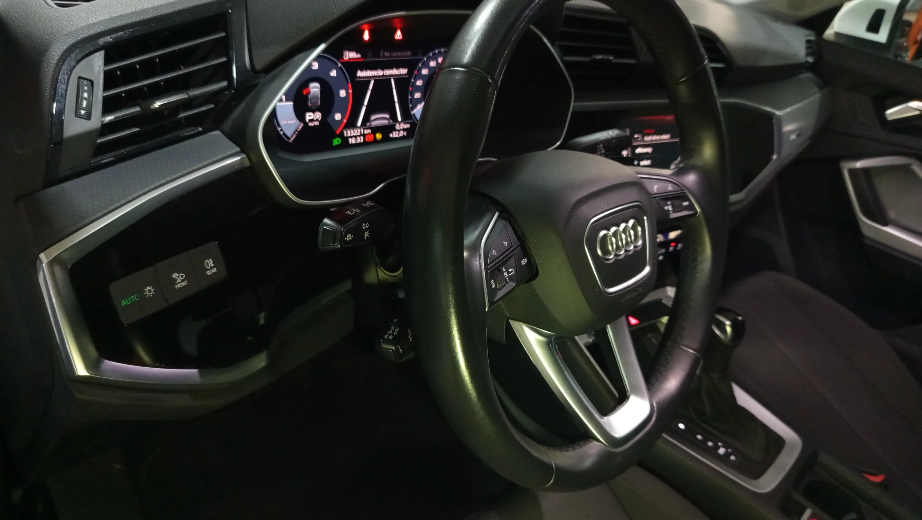 Audi Q3 35 TDI S tronic - foto 28