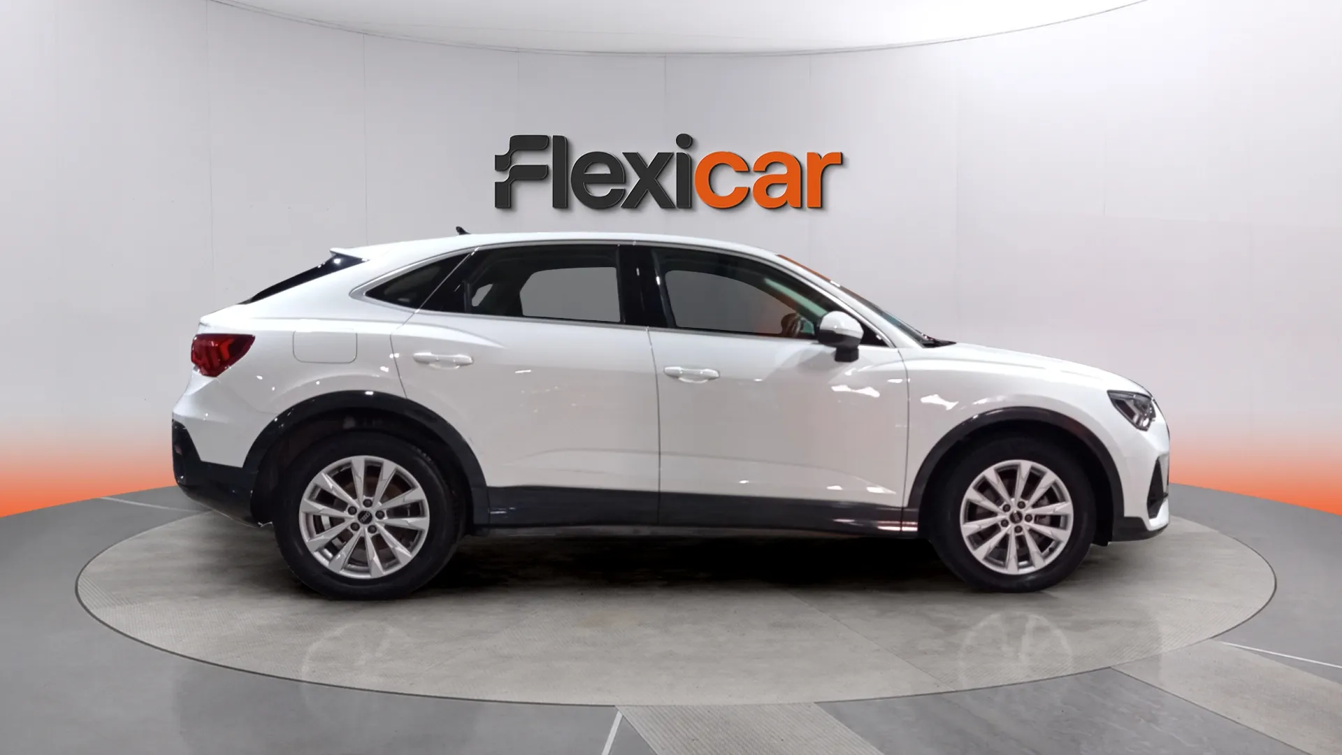 Audi Q3 35 TDI S tronic - foto 5