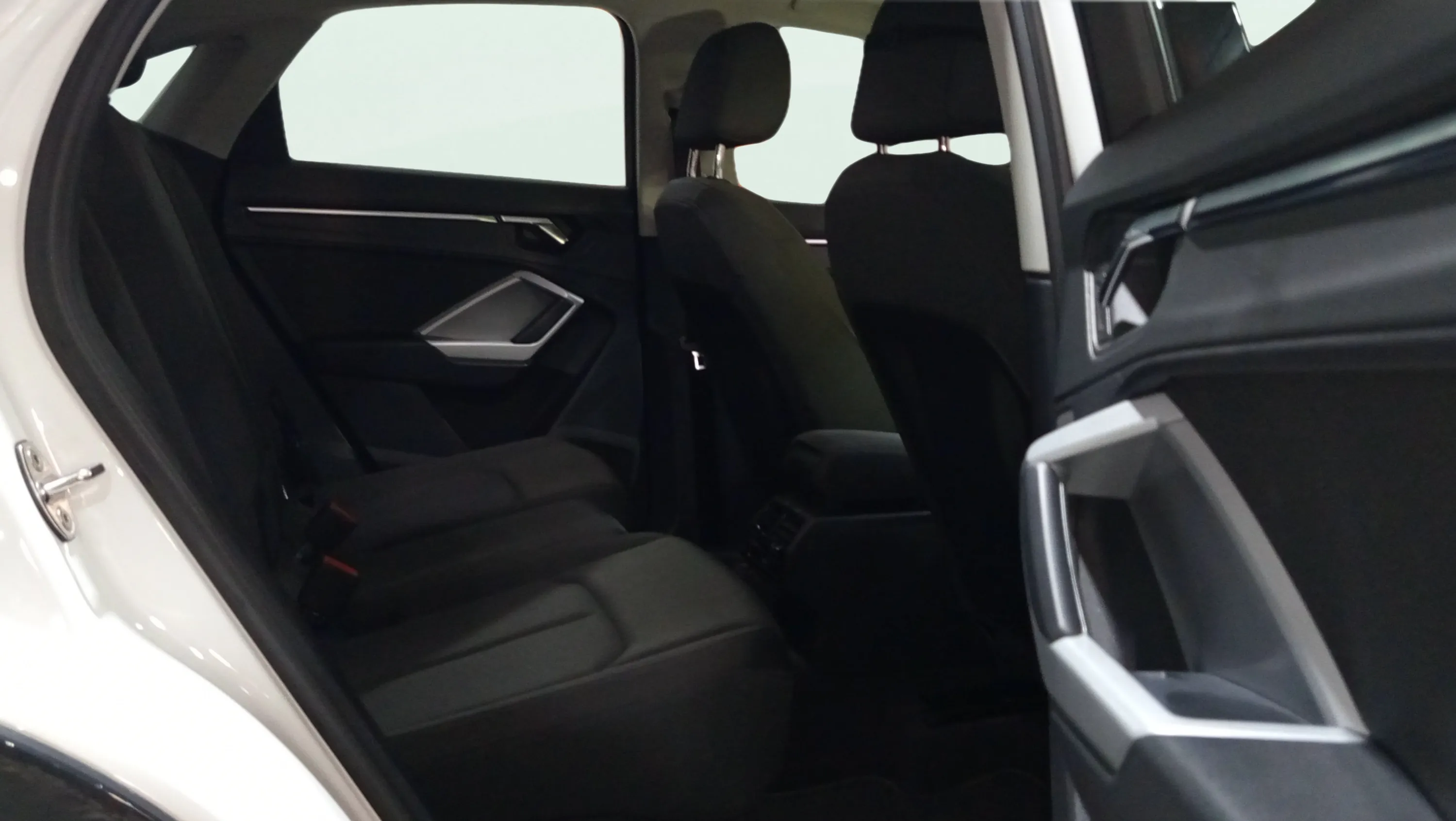 Audi Q3 35 TDI S tronic - foto 17