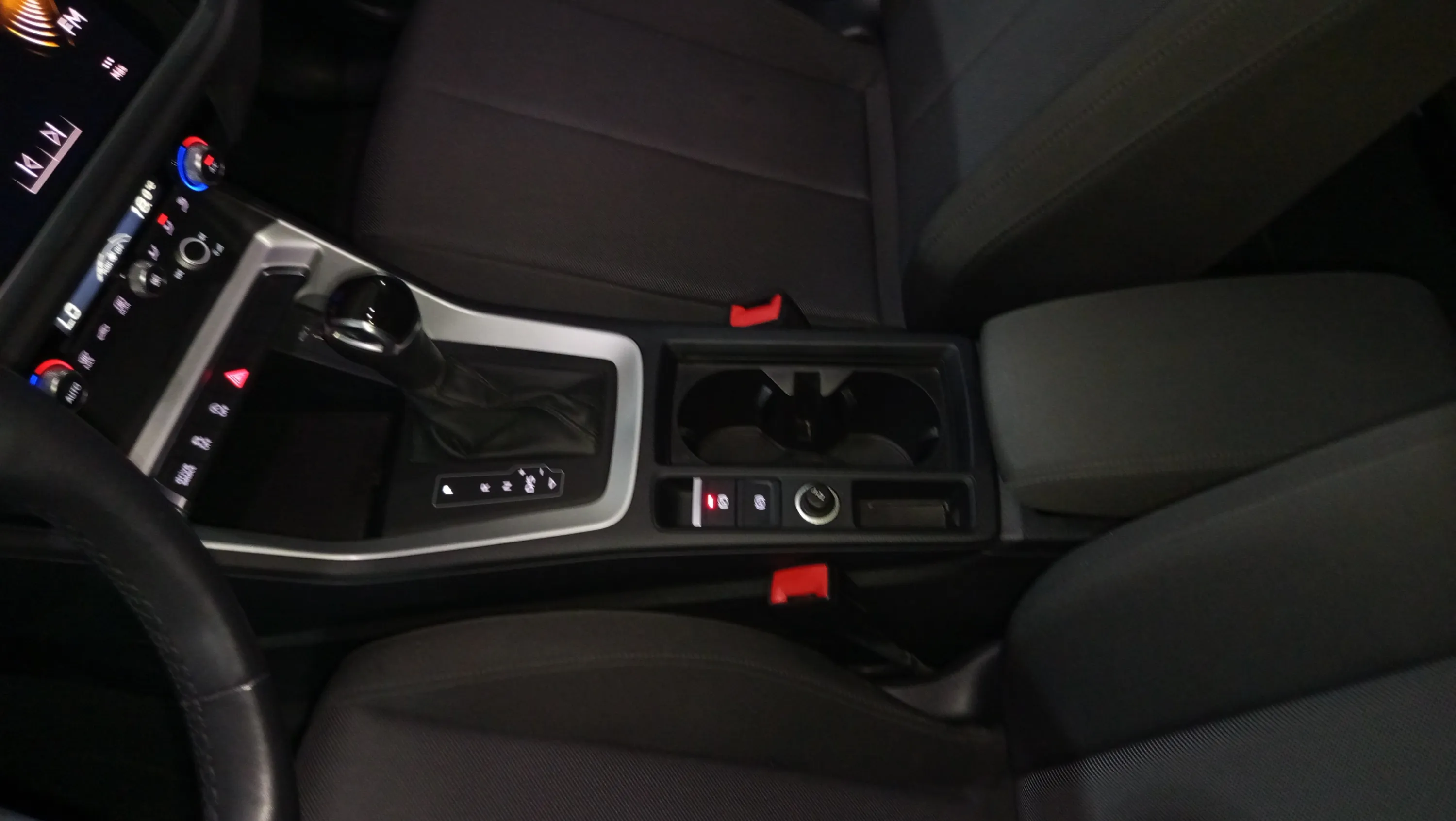 Audi Q3 35 TDI S tronic - foto 18