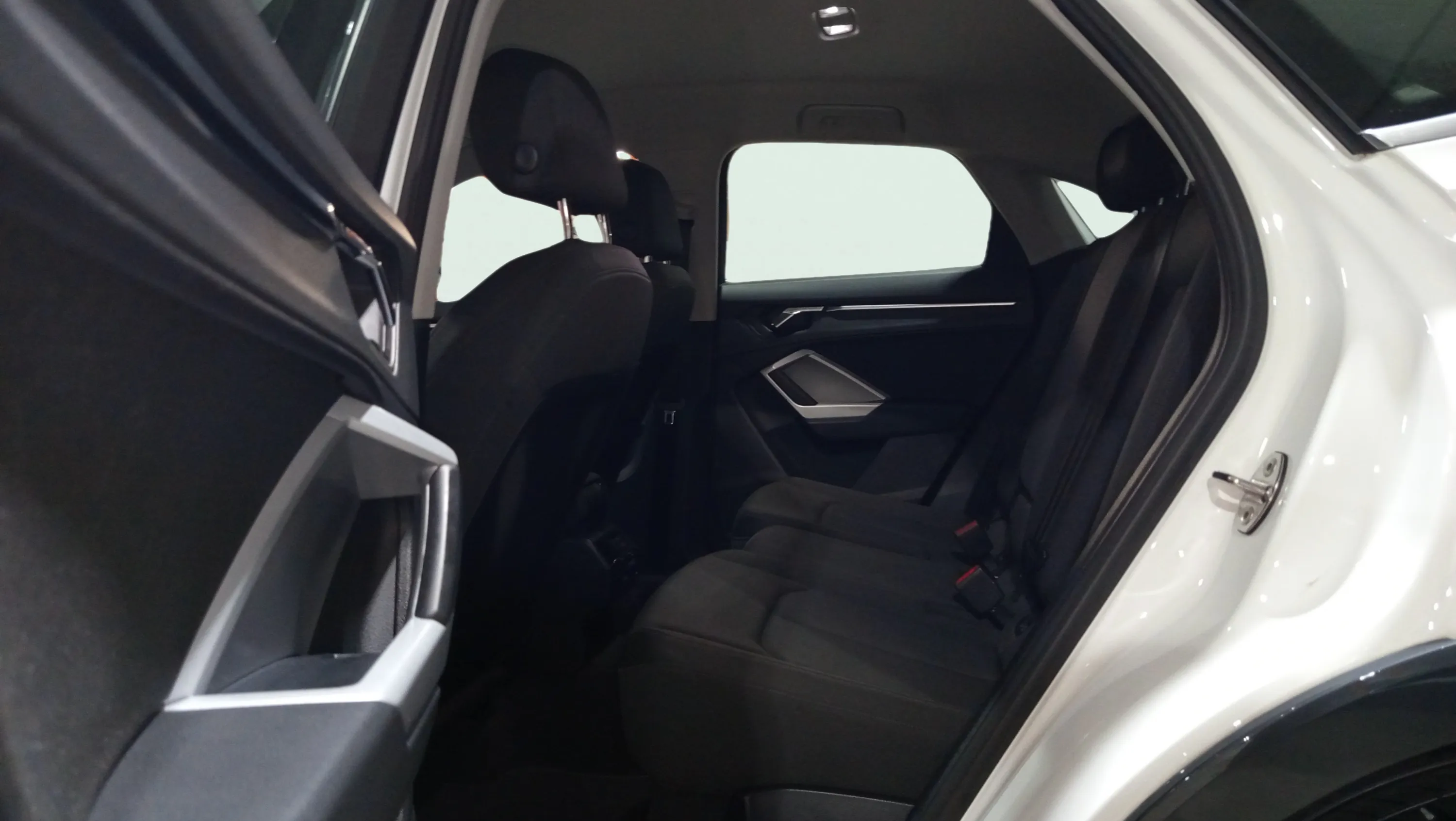 Audi Q3 35 TDI S tronic - foto 14