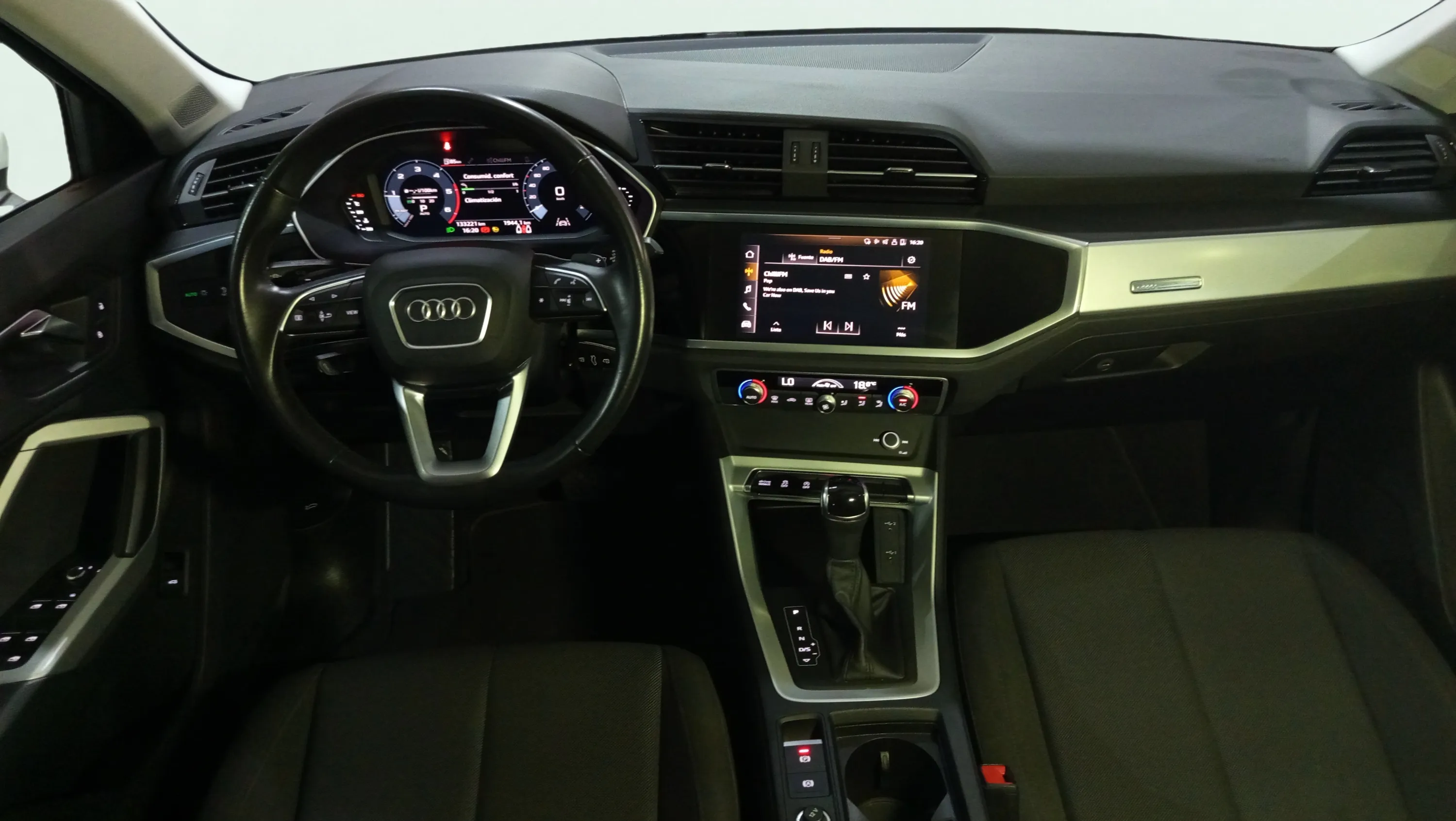 Audi Q3 35 TDI S tronic - foto 24