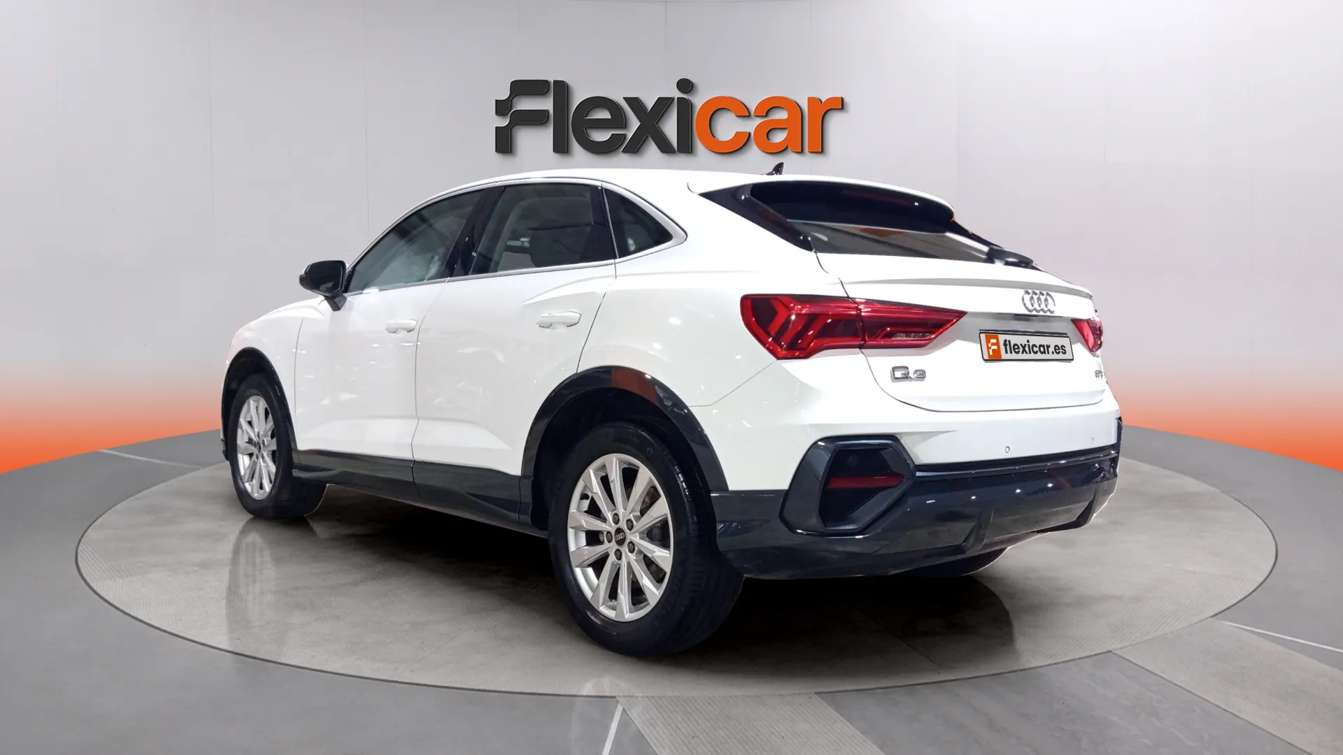 Audi Q3 35 TDI S tronic - foto 6