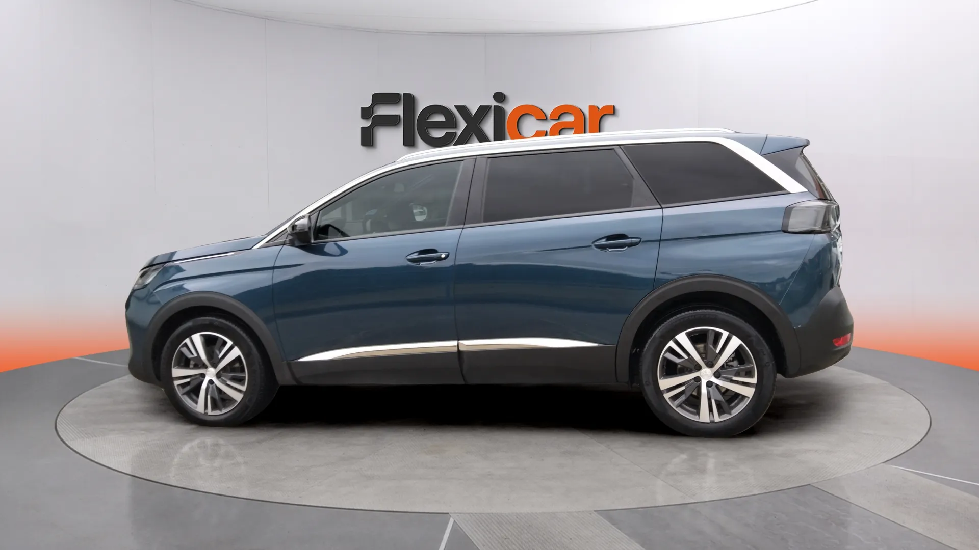 Peugeot 5008 1.5 BlueHDi Allure Pack EAT8 - foto 5