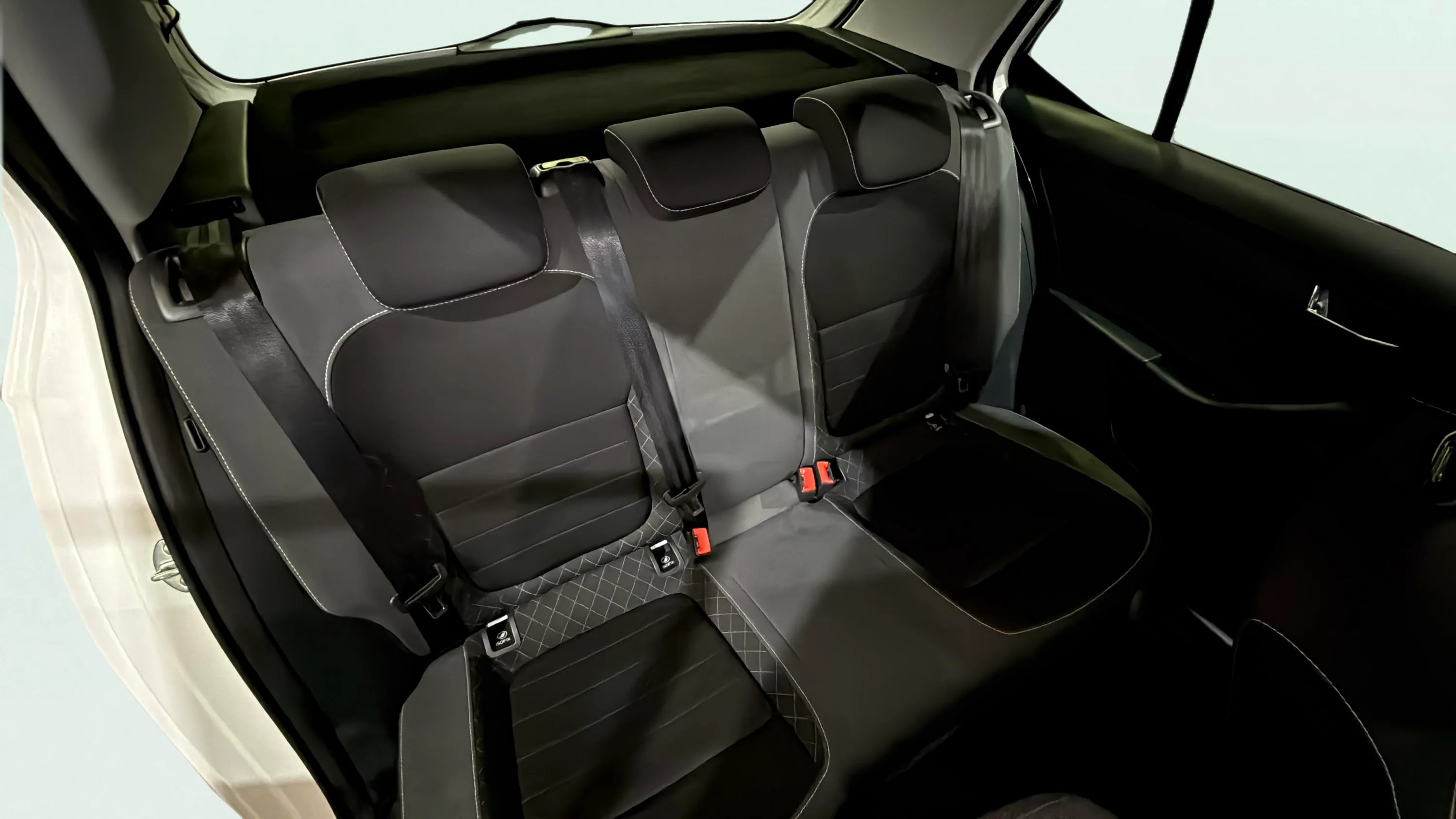 Škoda Fabia 1.0 TSI Ambition - foto 18