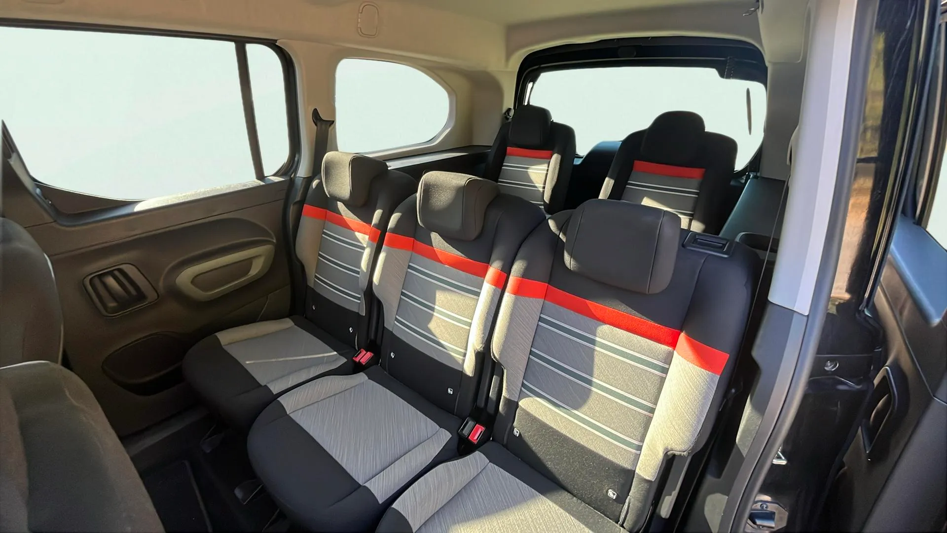 Citroën Berlingo Talla XL BlueHDi 130 Shine 7 plazas - foto 29