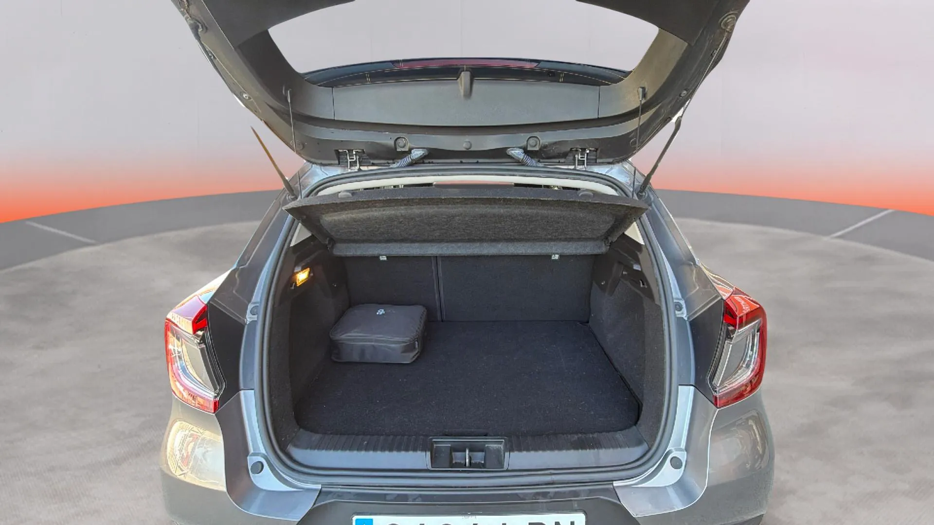 Renault Captur Zen E-Tech Híbrido enchufable - foto 9