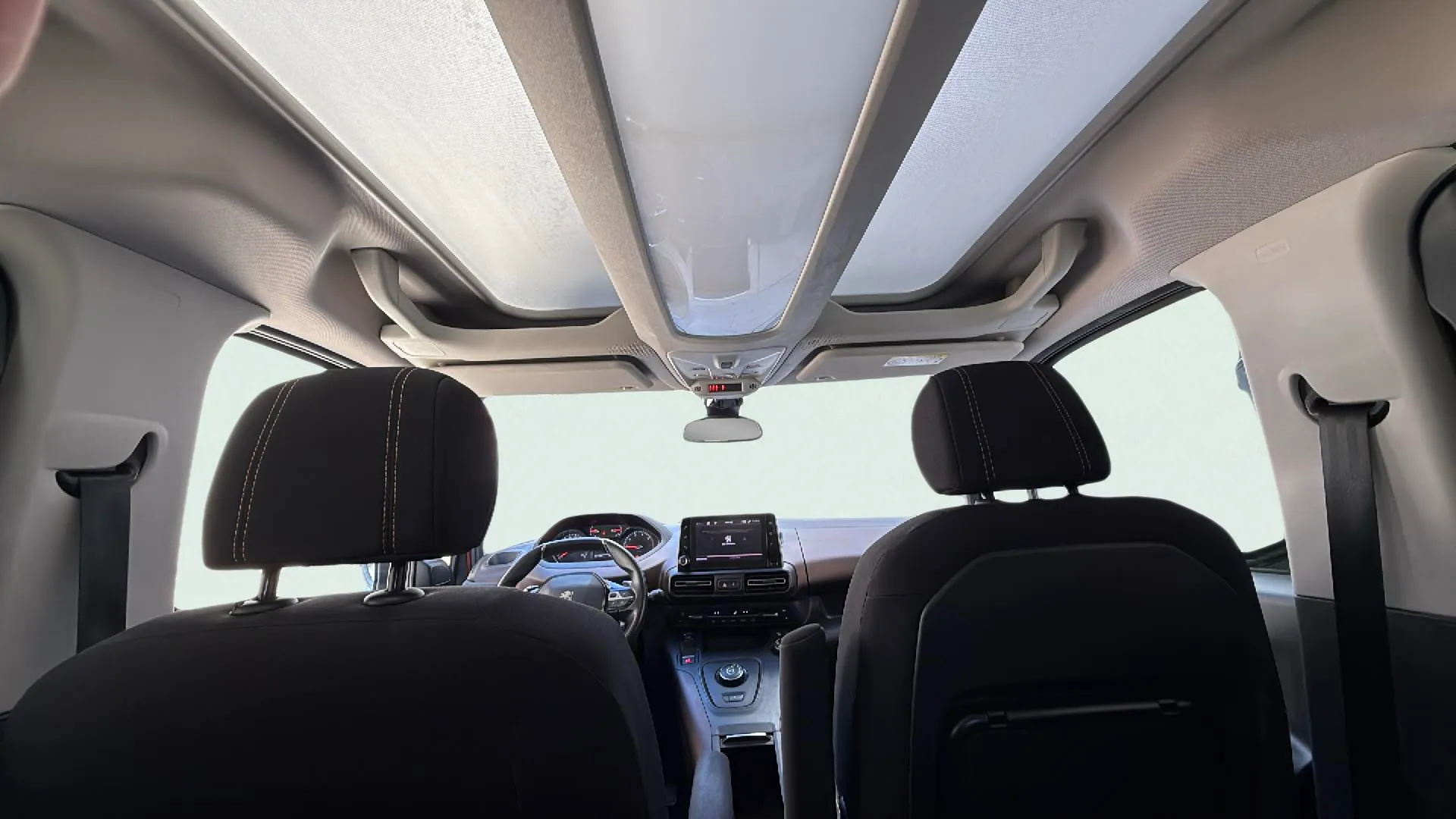 Peugeot Rifter GT Standard PureTech EAT8 - foto 19