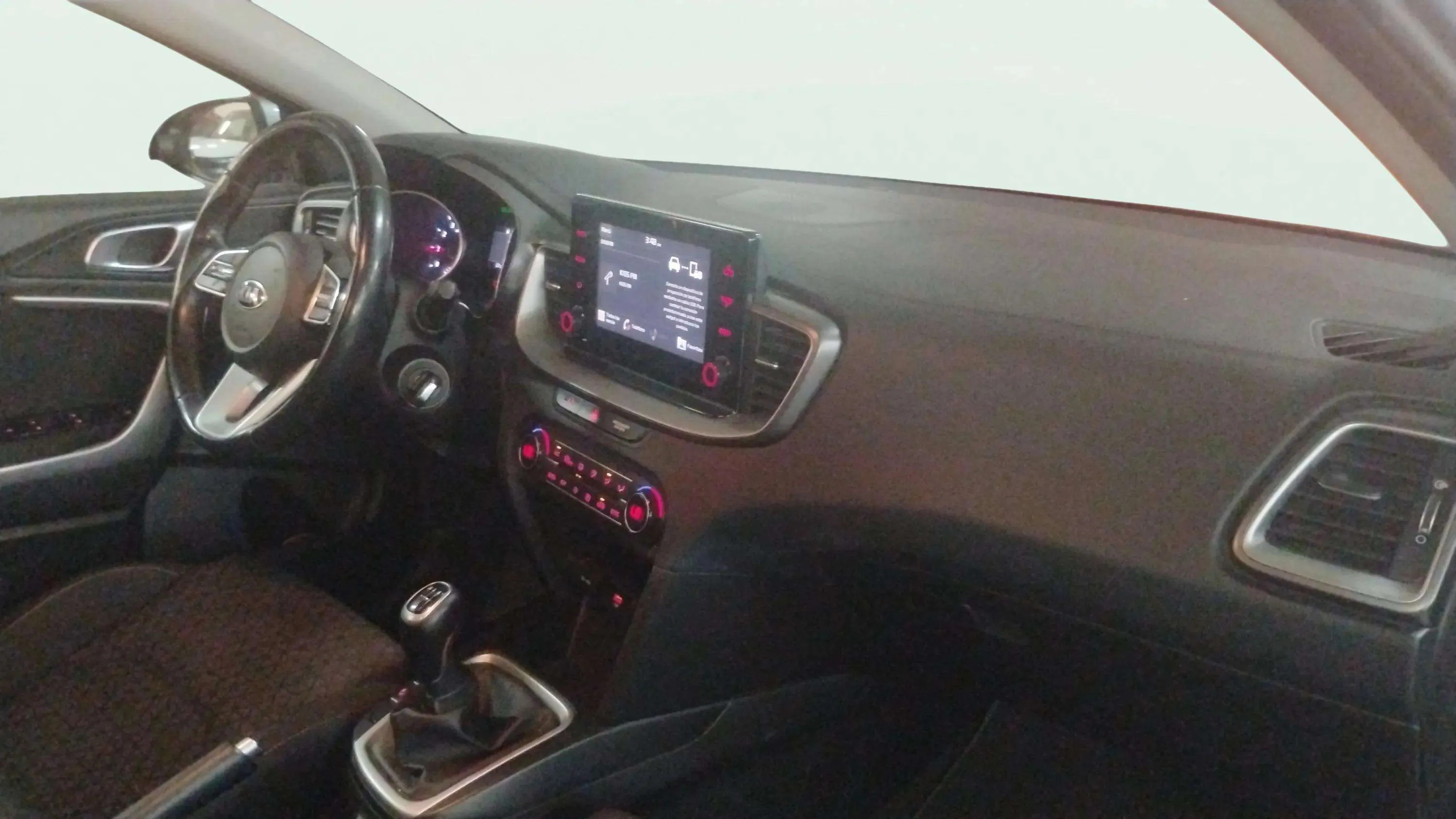 Kia XCeed 1.0 T-GDi Concept - foto 9