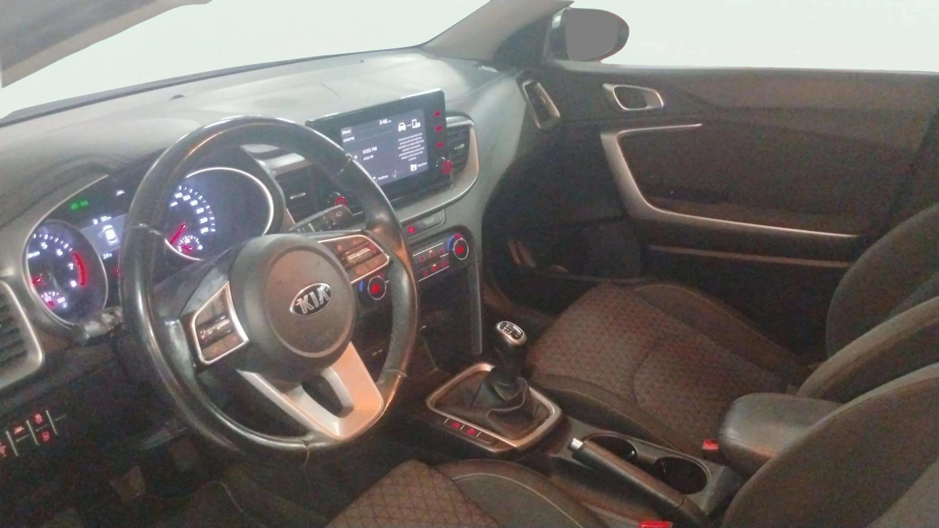 Kia XCeed 1.0 T-GDi Concept - foto 6