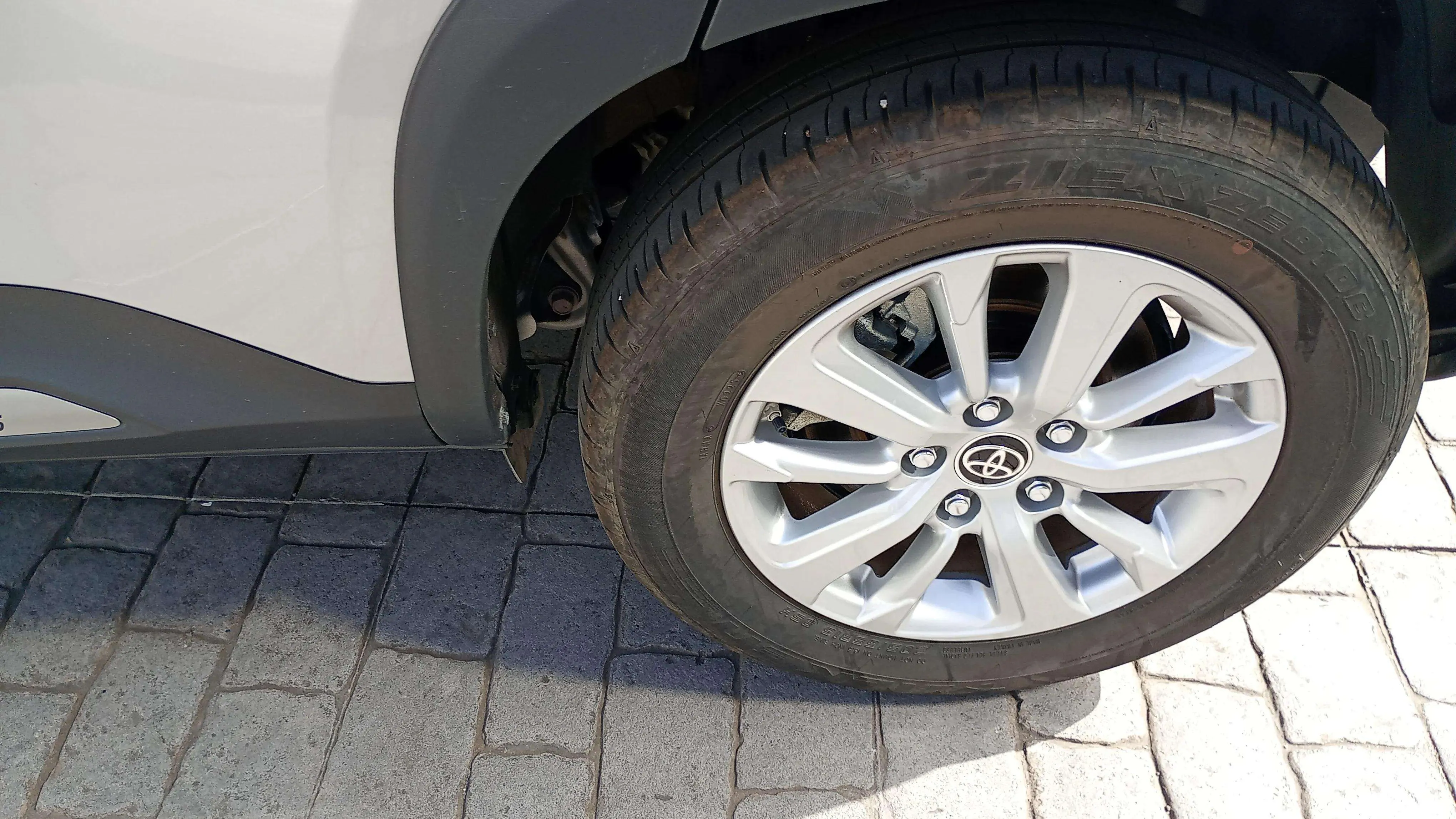 Toyota Yaris Cross 1.5 120H Active Plus - foto 17