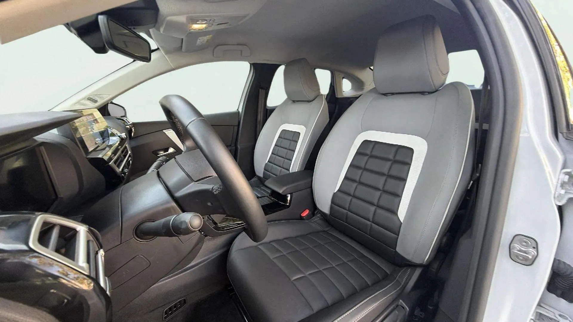 Citroën C4 X Hybrid 145 ë-DCS6 Max - foto 8