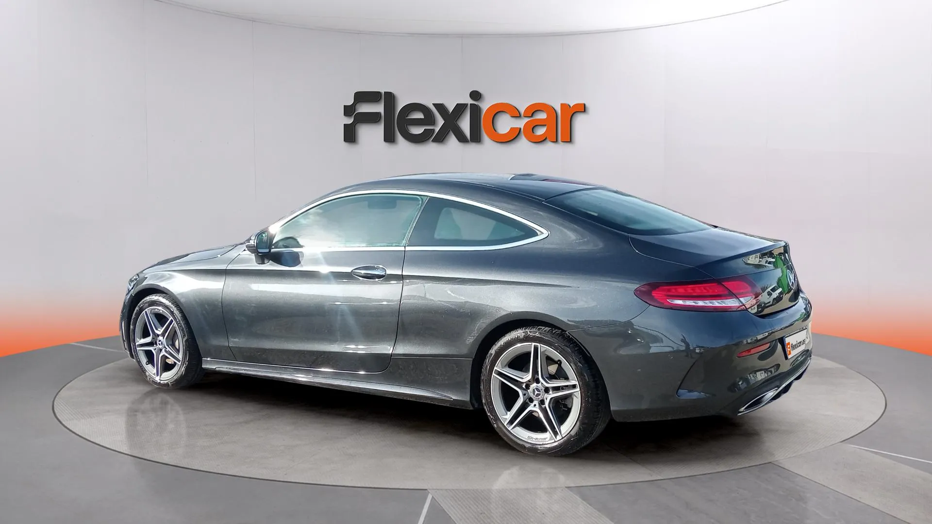 Mercedes-Benz Clase C Coupé C 200 - foto 7