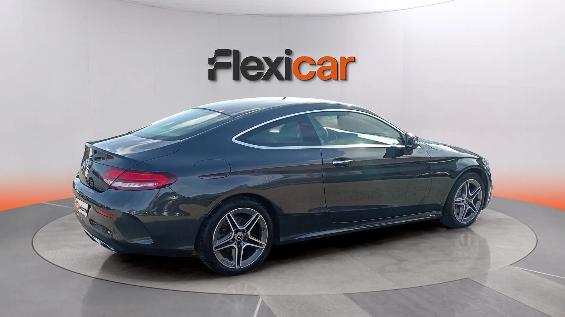 Mercedes-Benz Clase C Coupé C 200 - foto 10