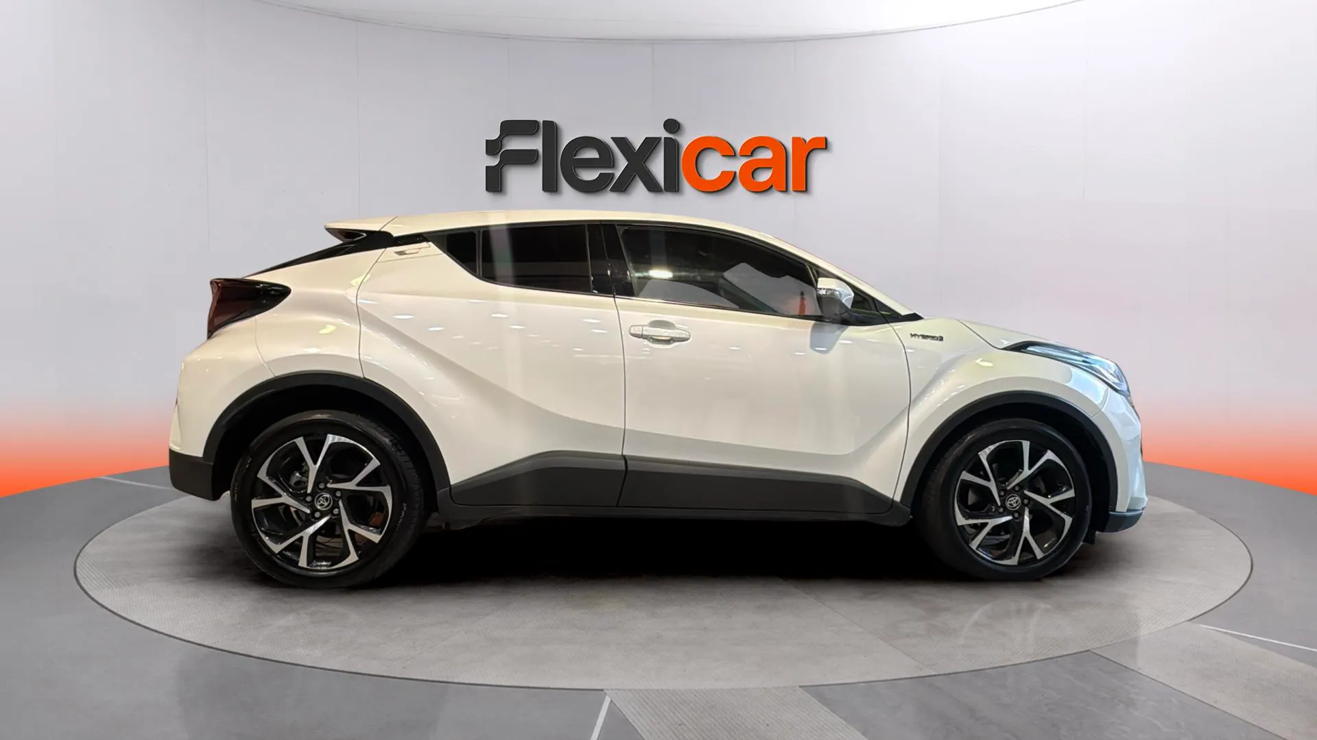 Toyota C-HR 1.8 125H Advance - foto 8
