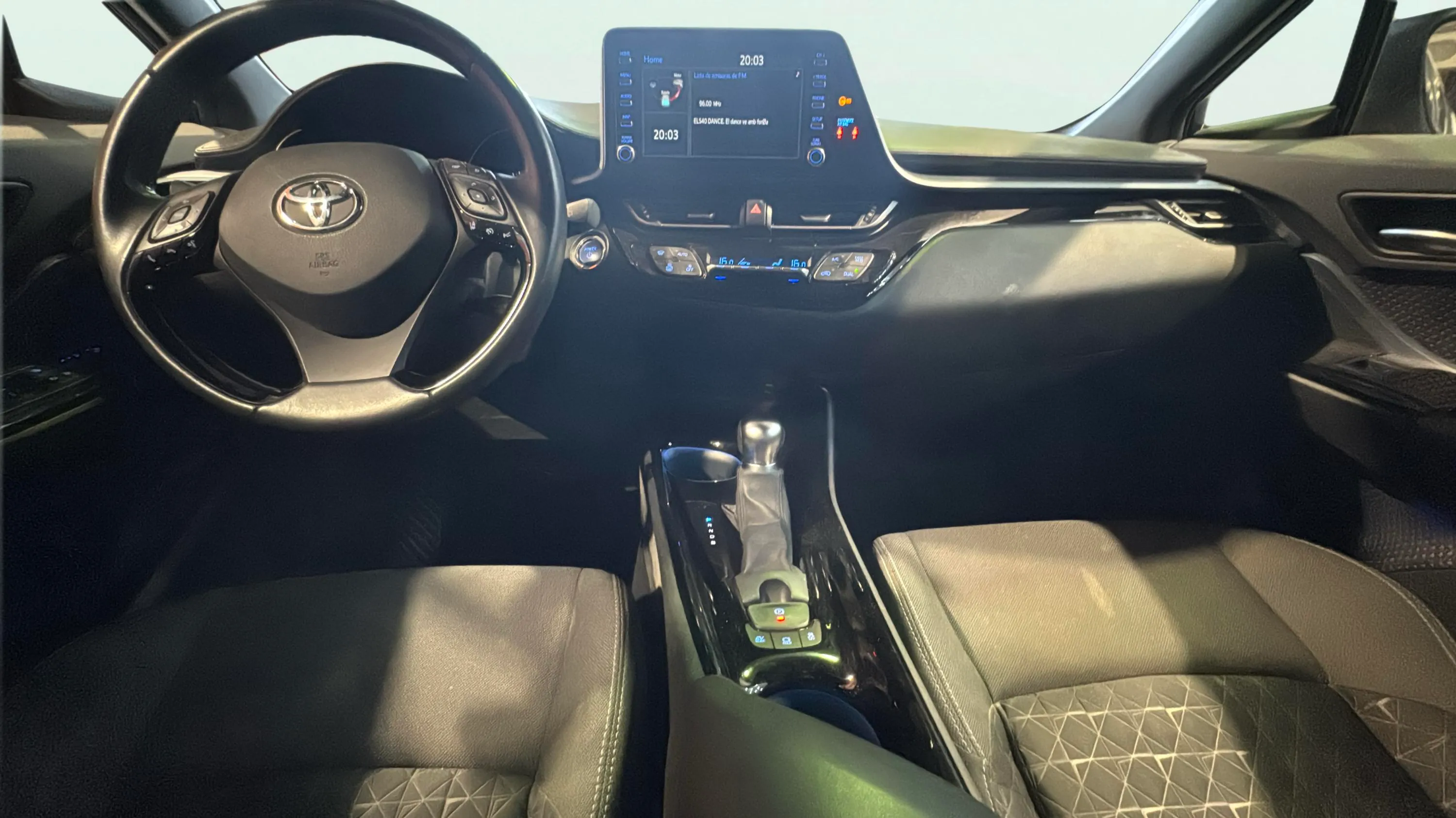 Toyota C-HR 1.8 125H Advance - foto 13