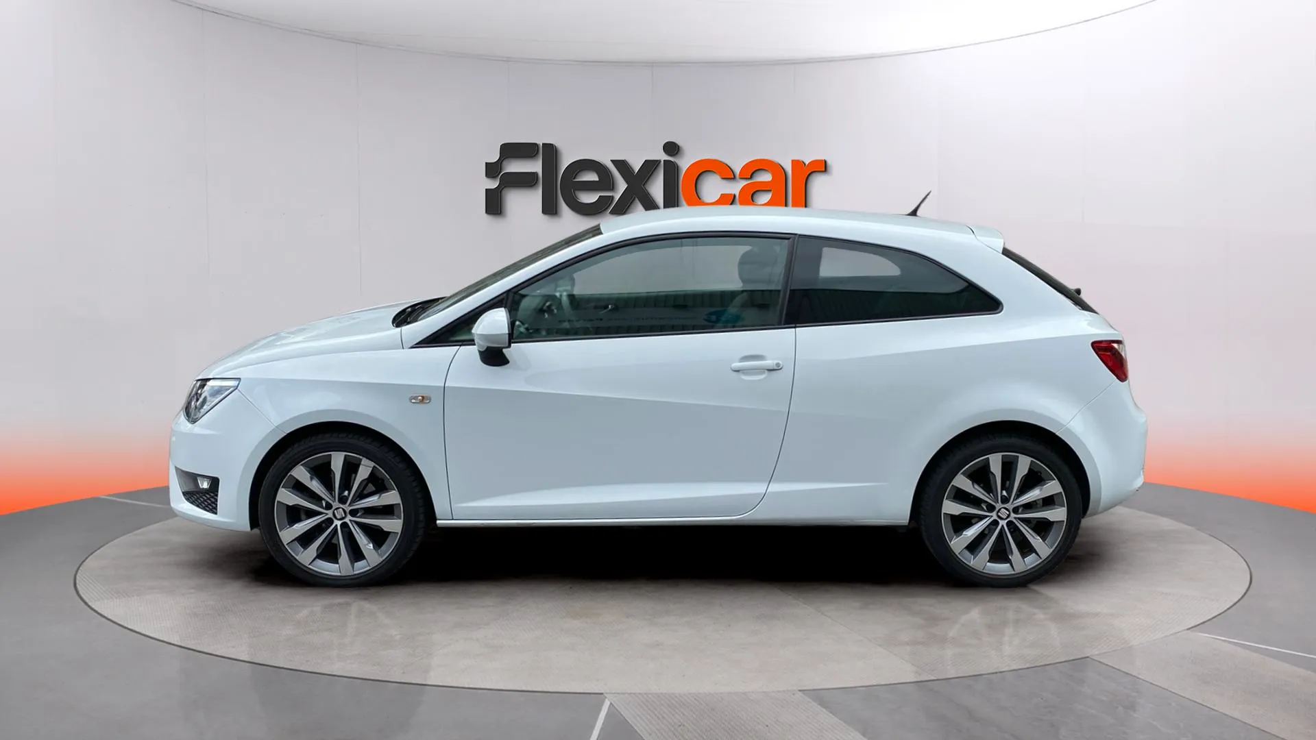 SEAT Ibiza SC 1.0 Ecotsi FR - foto 4