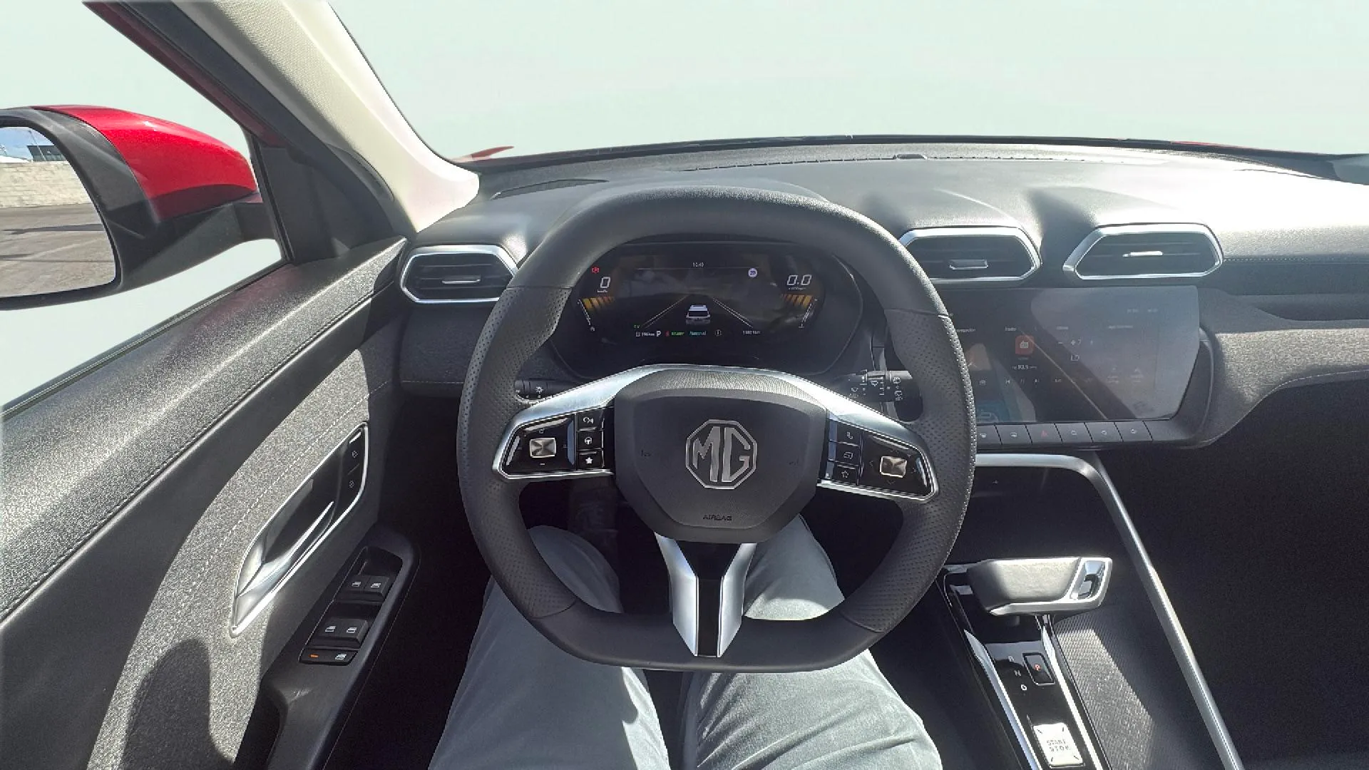 MG ZS Hybrid+ Comfort - foto 11