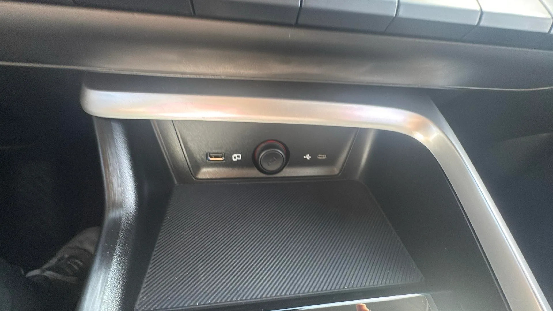 MG ZS Hybrid+ Comfort - foto 21
