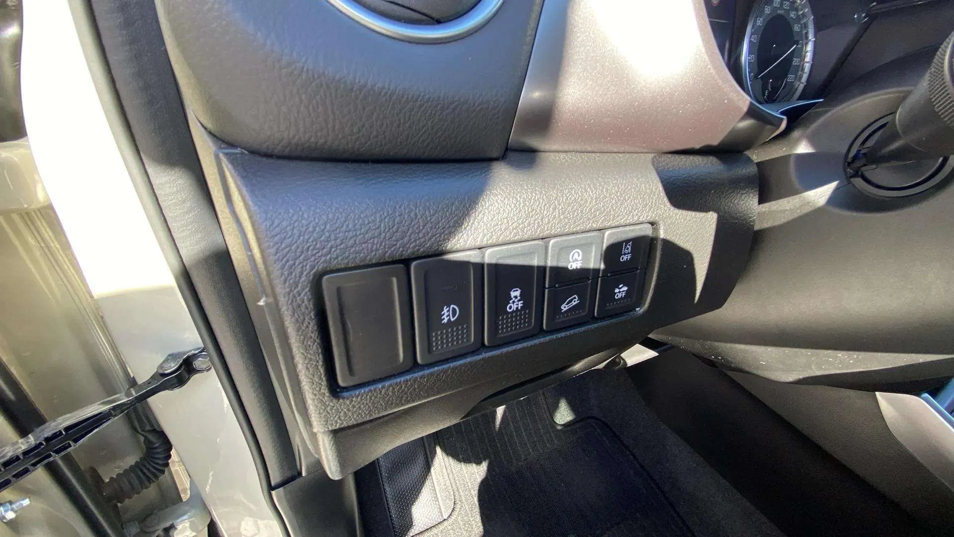 Suzuki Vitara 1.4 T GLE 4WD Mild Hybrid - foto 18