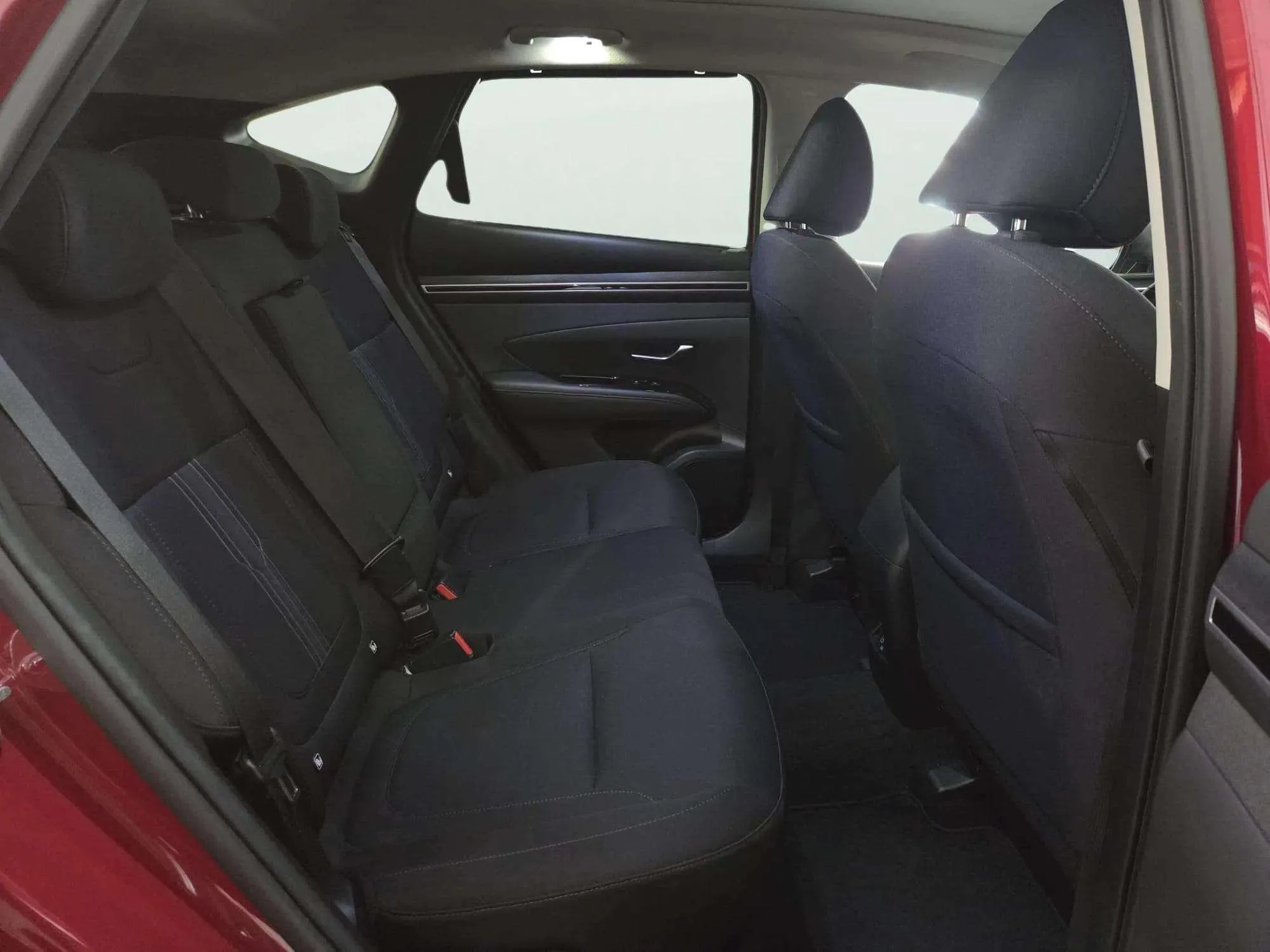 Hyundai Tucson 1.6 T-GDi 48V Tecno DCT 2C - foto 14