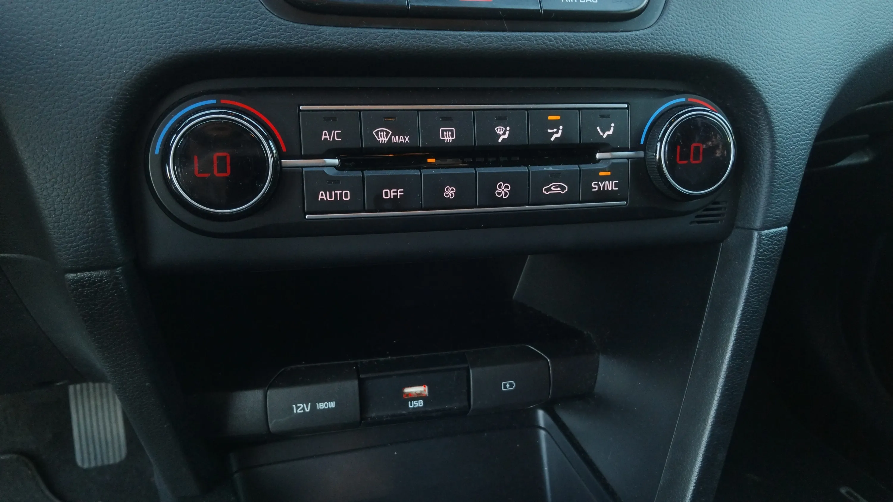 Kia Ceed 1.0 T-GDi Concept - foto 17