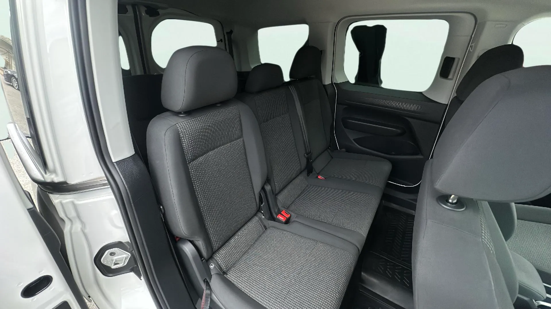 Volkswagen Caddy Origin 2.0 TDI - foto 19