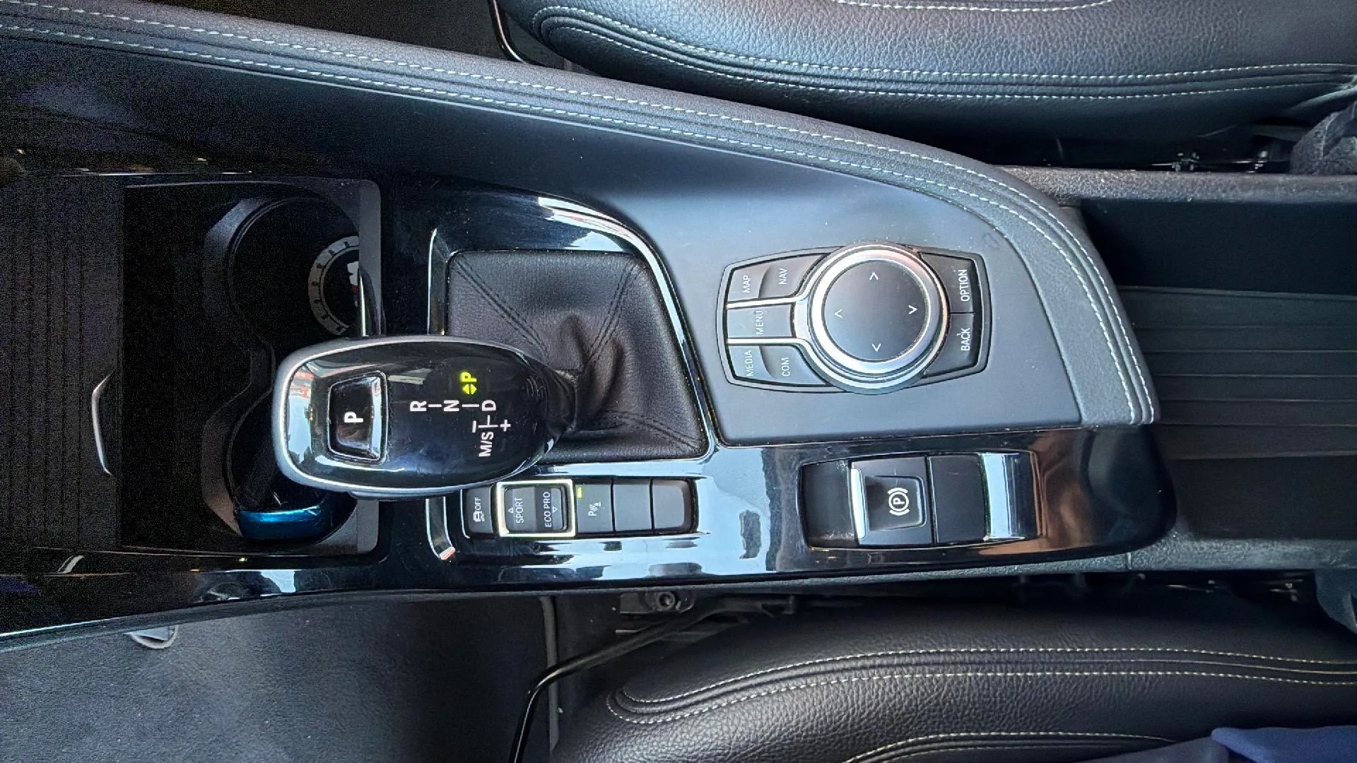 BMW X2 sDrive18d - foto 19
