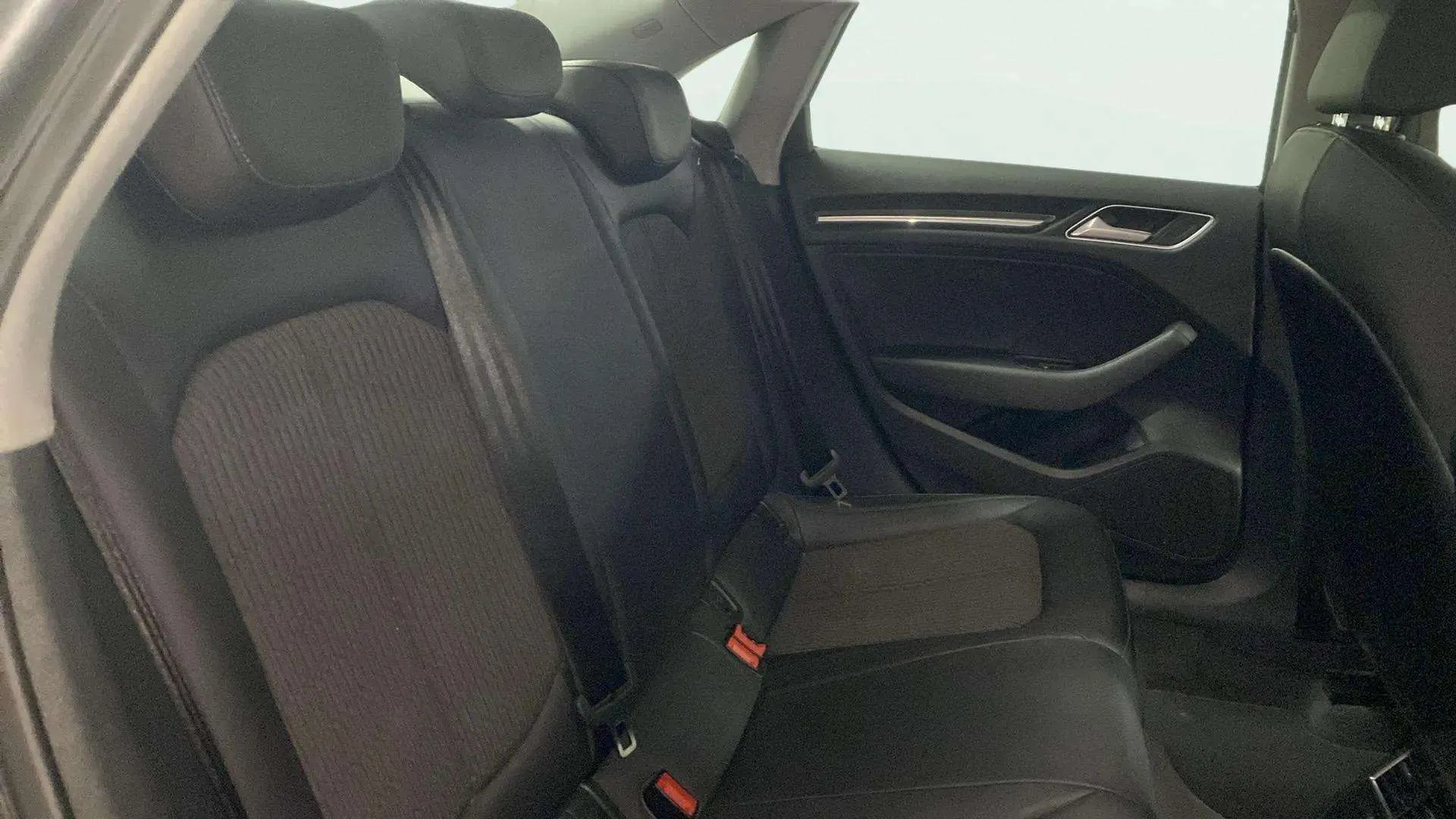 Audi A3 1.6TDI - foto 23