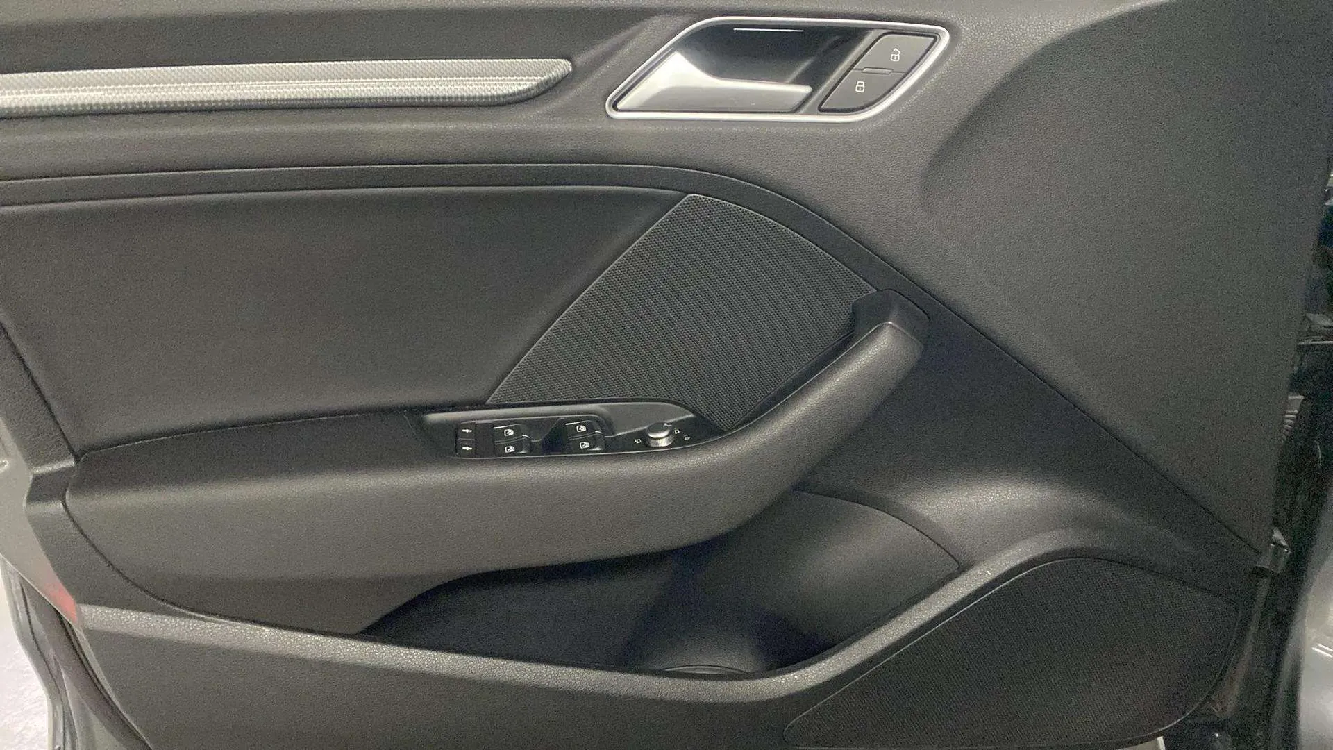 Audi A3 1.6TDI - foto 24
