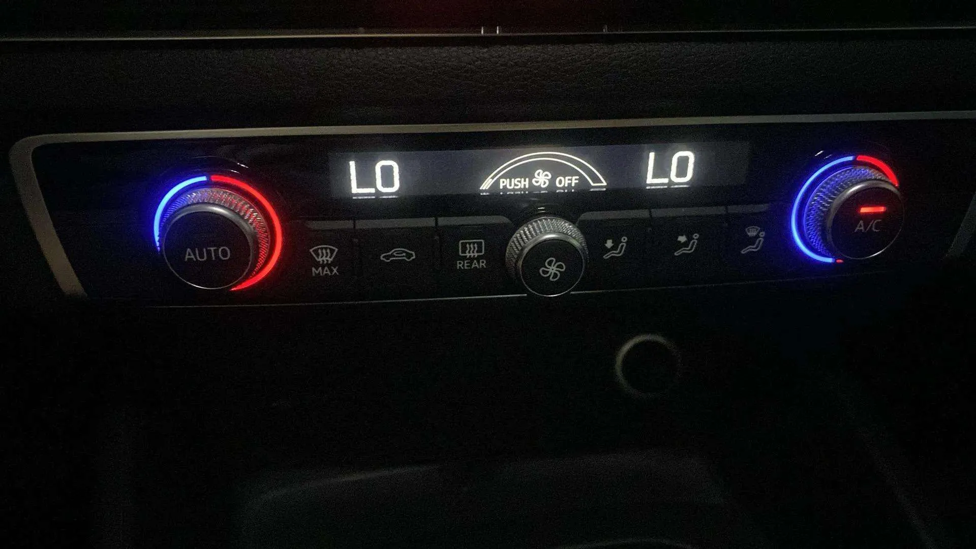 Audi A3 1.6TDI - foto 16