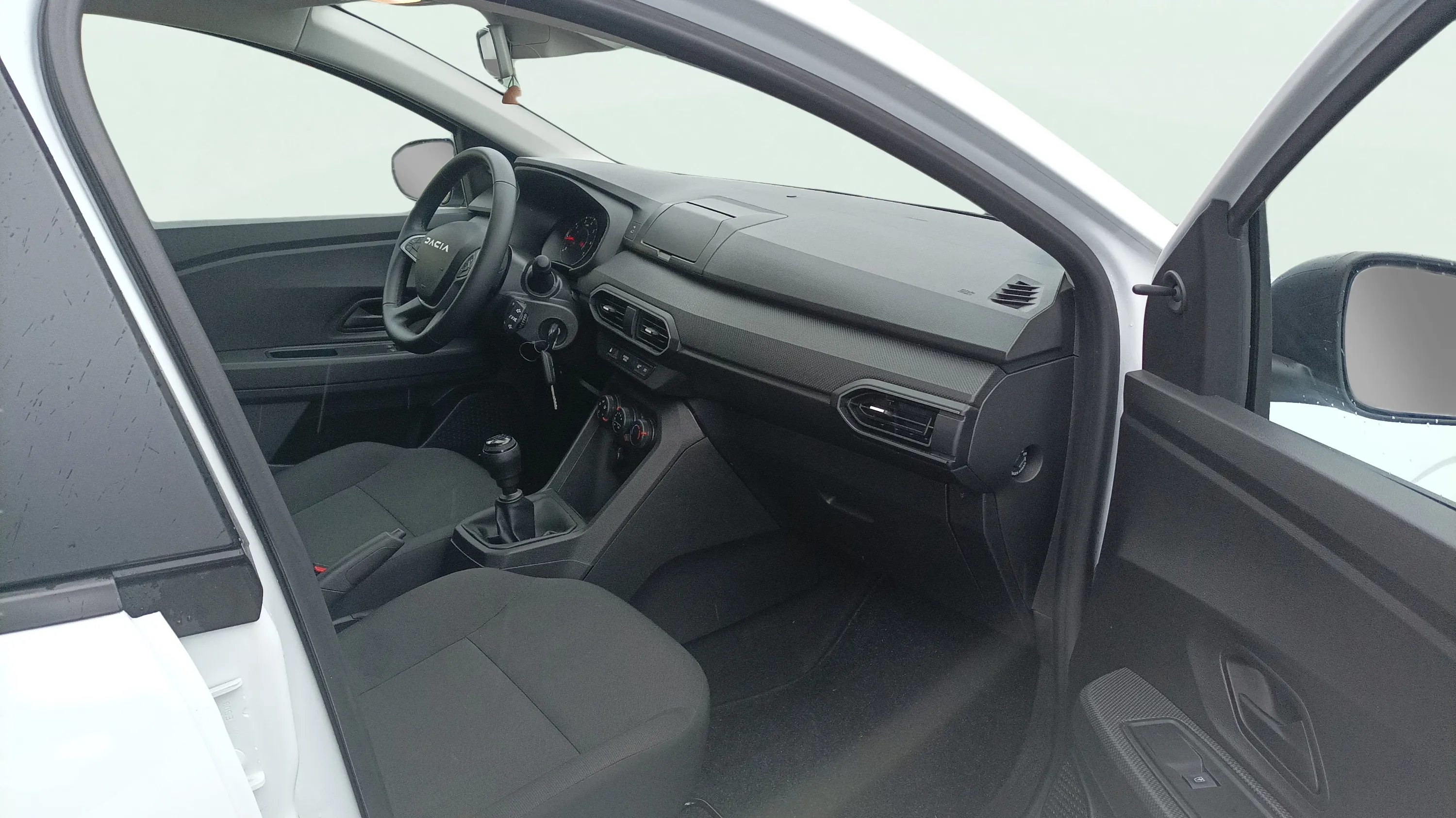 Dacia Sandero Essential SCe 65 - foto 15