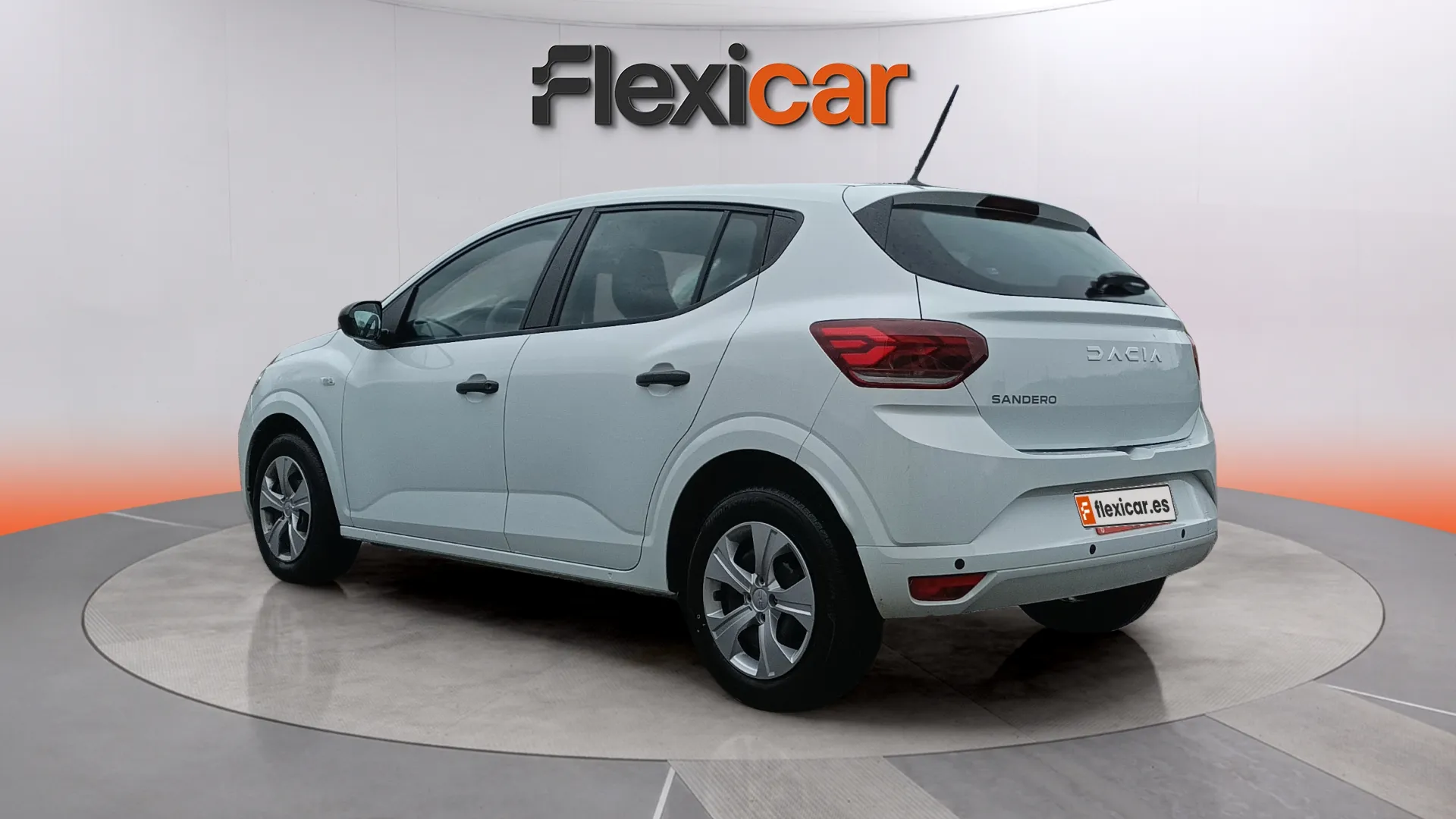 Dacia Sandero Essential SCe 65 - foto 7