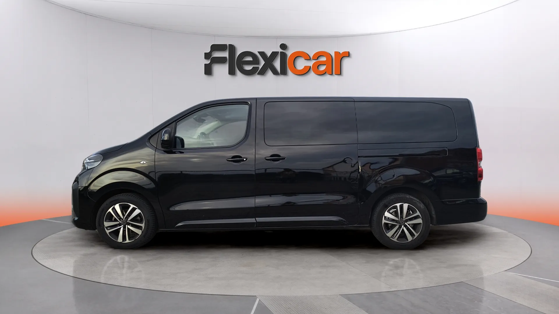 Peugeot Traveller Business Long BlueHDi 180 EAT8 - foto 4