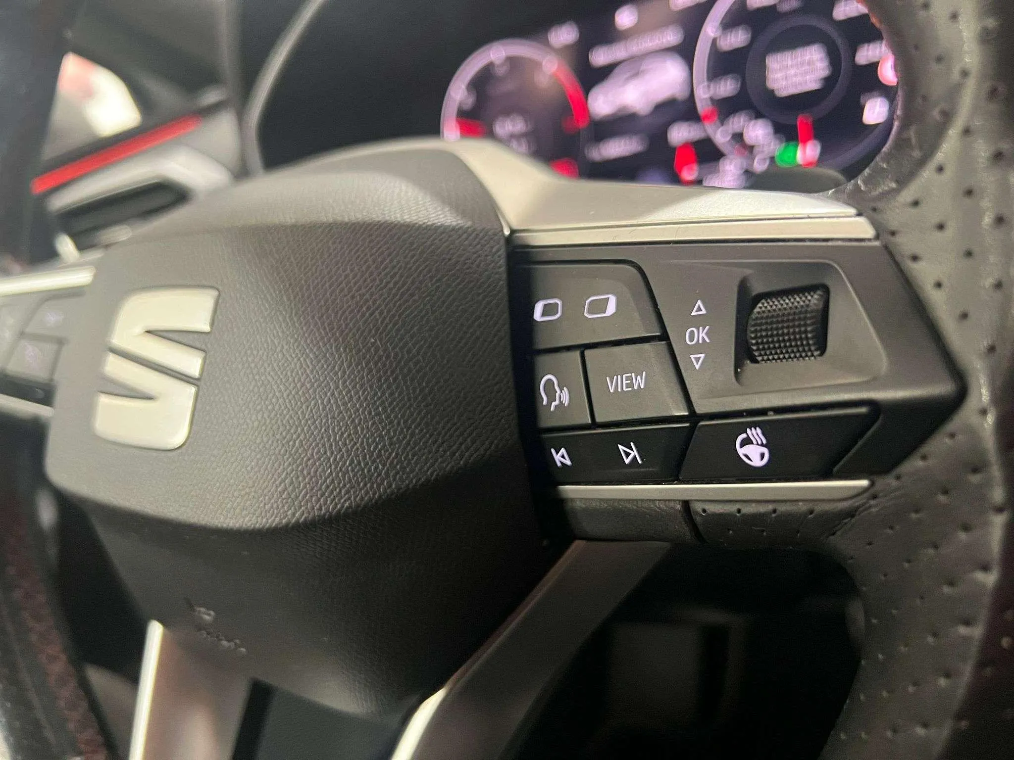 SEAT León 1.4 e-Hybrid DSG-6 FR - foto 18
