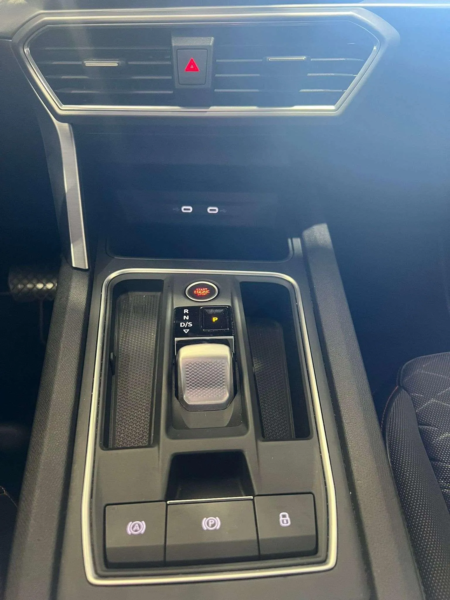 SEAT León 1.4 e-Hybrid DSG-6 FR - foto 22