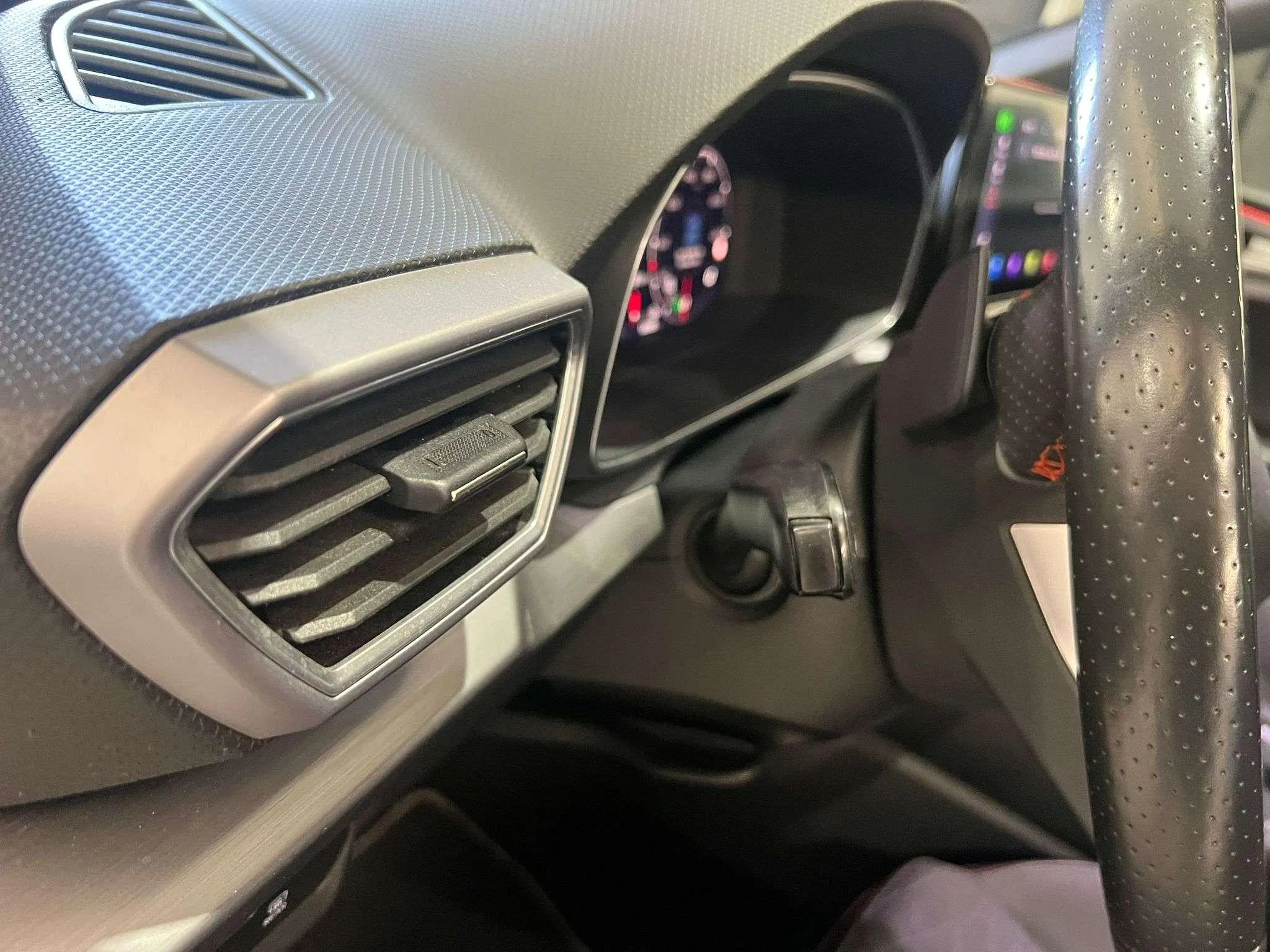 SEAT León 1.4 e-Hybrid DSG-6 FR - foto 13