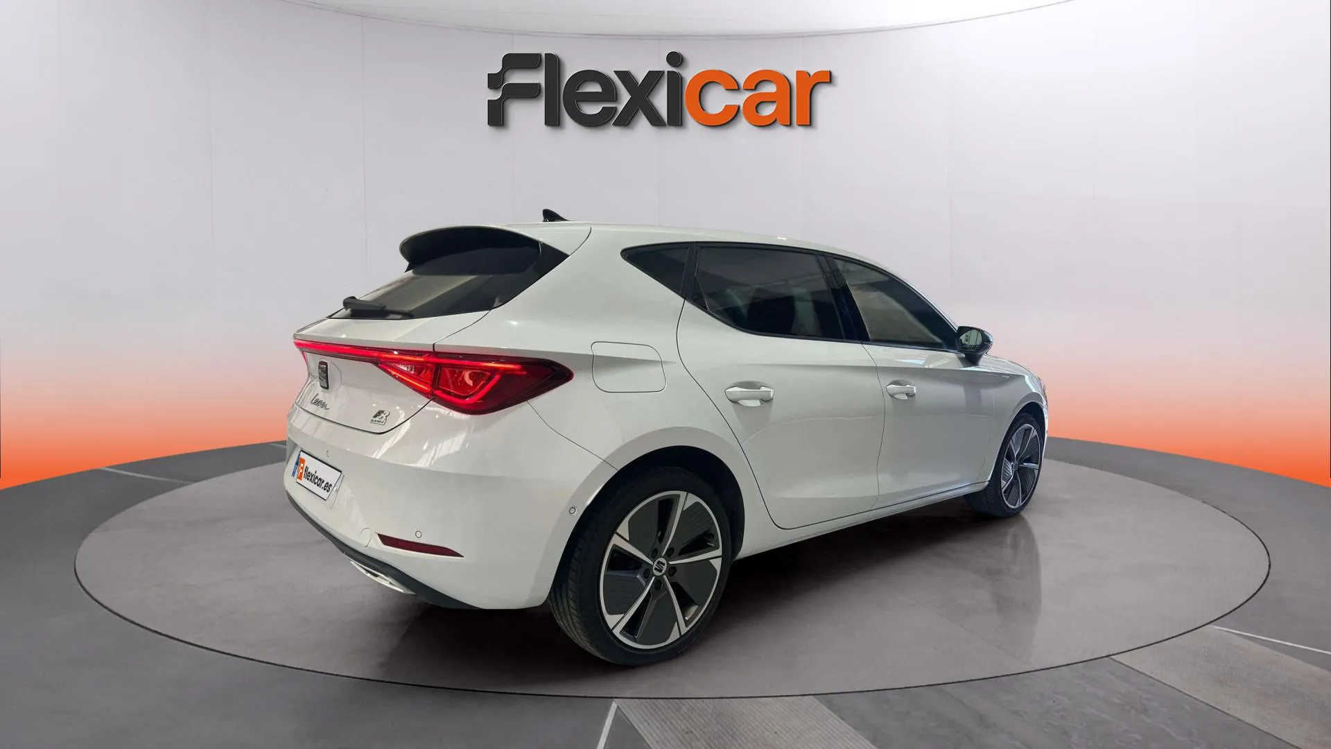 SEAT León 1.4 e-Hybrid DSG-6 FR - foto 4