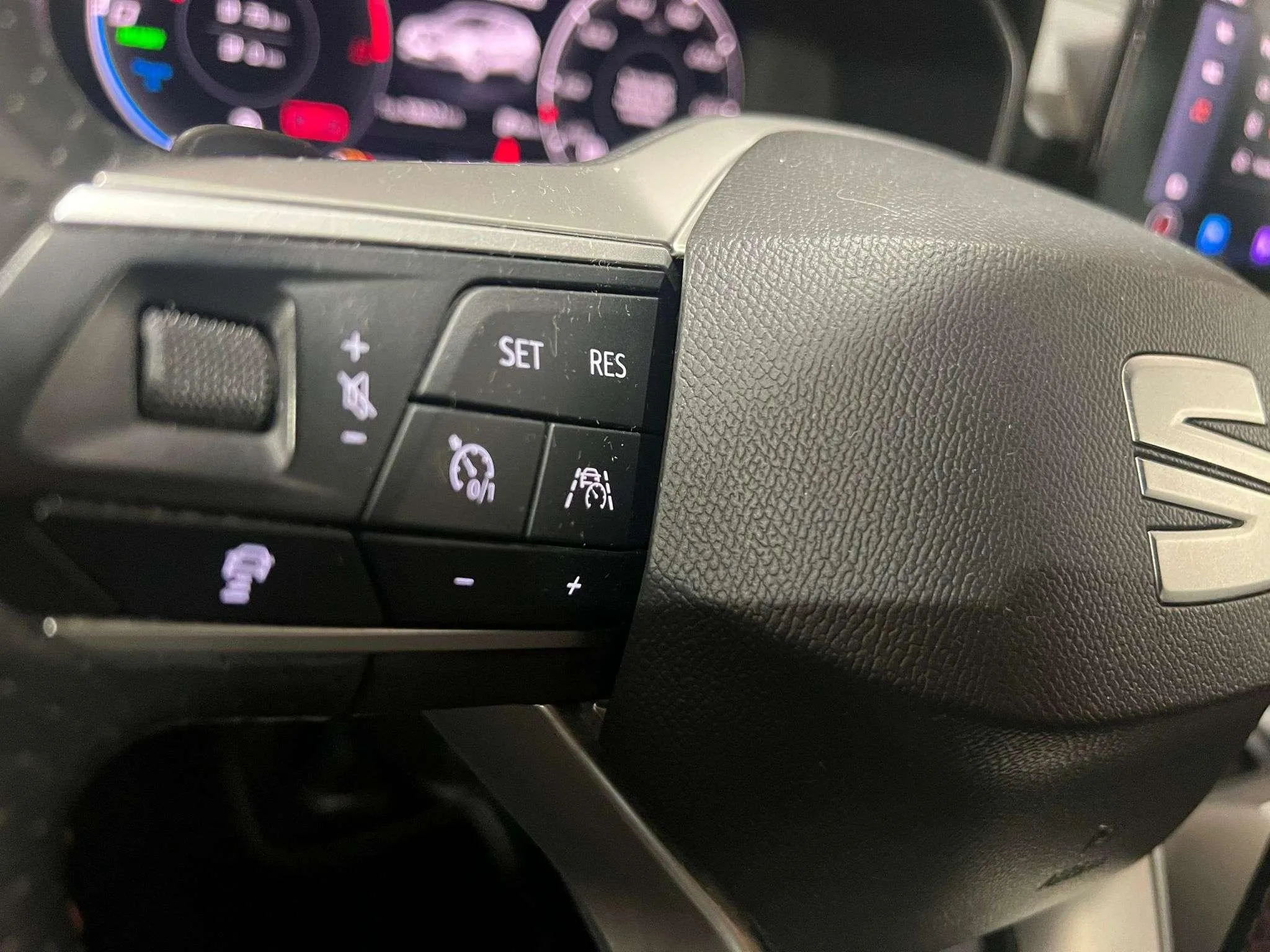 SEAT León 1.4 e-Hybrid DSG-6 FR - foto 16