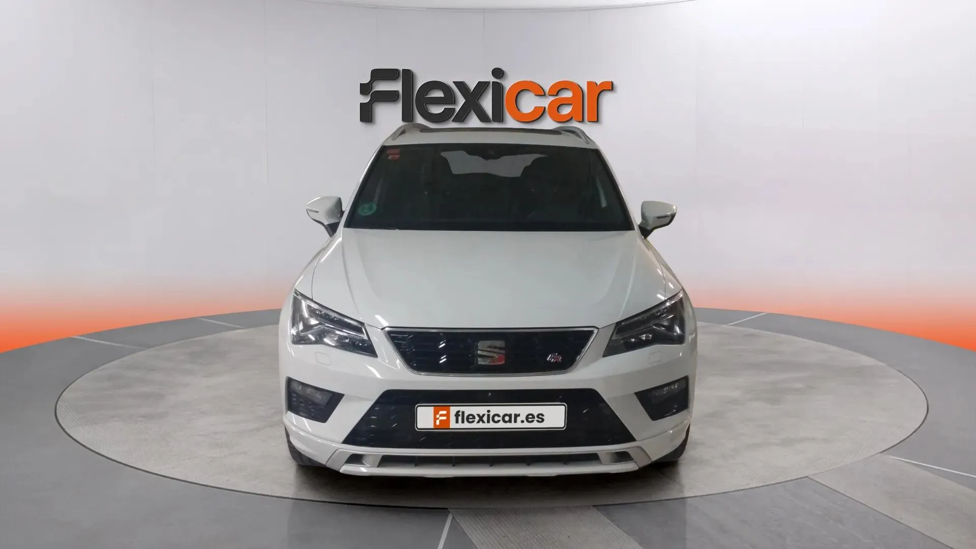 SEAT Ateca 2.0 TSI DSG-7 4D FR Plus - foto 2