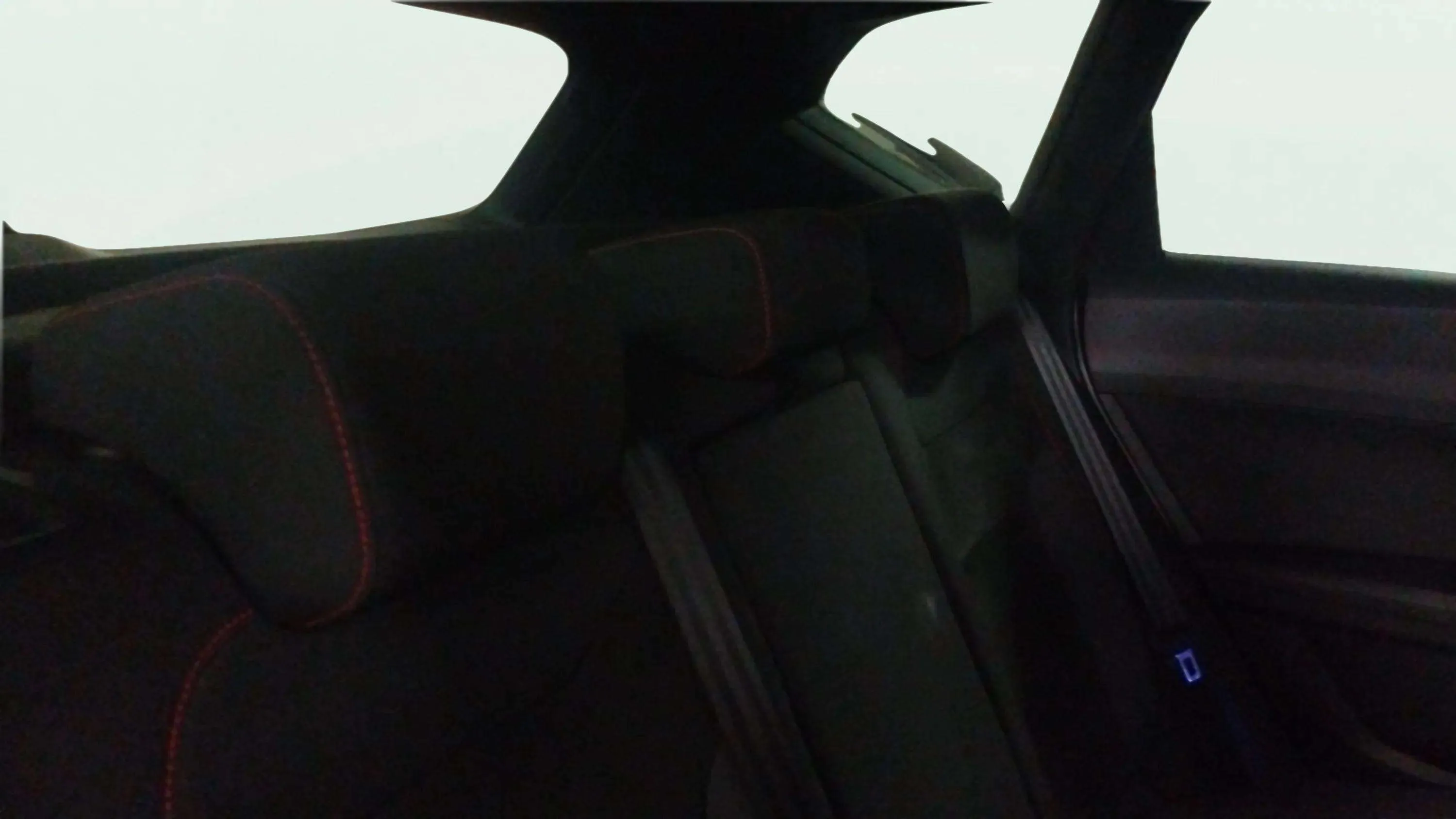 SEAT Ateca 2.0 TSI DSG-7 4D FR Plus - foto 13