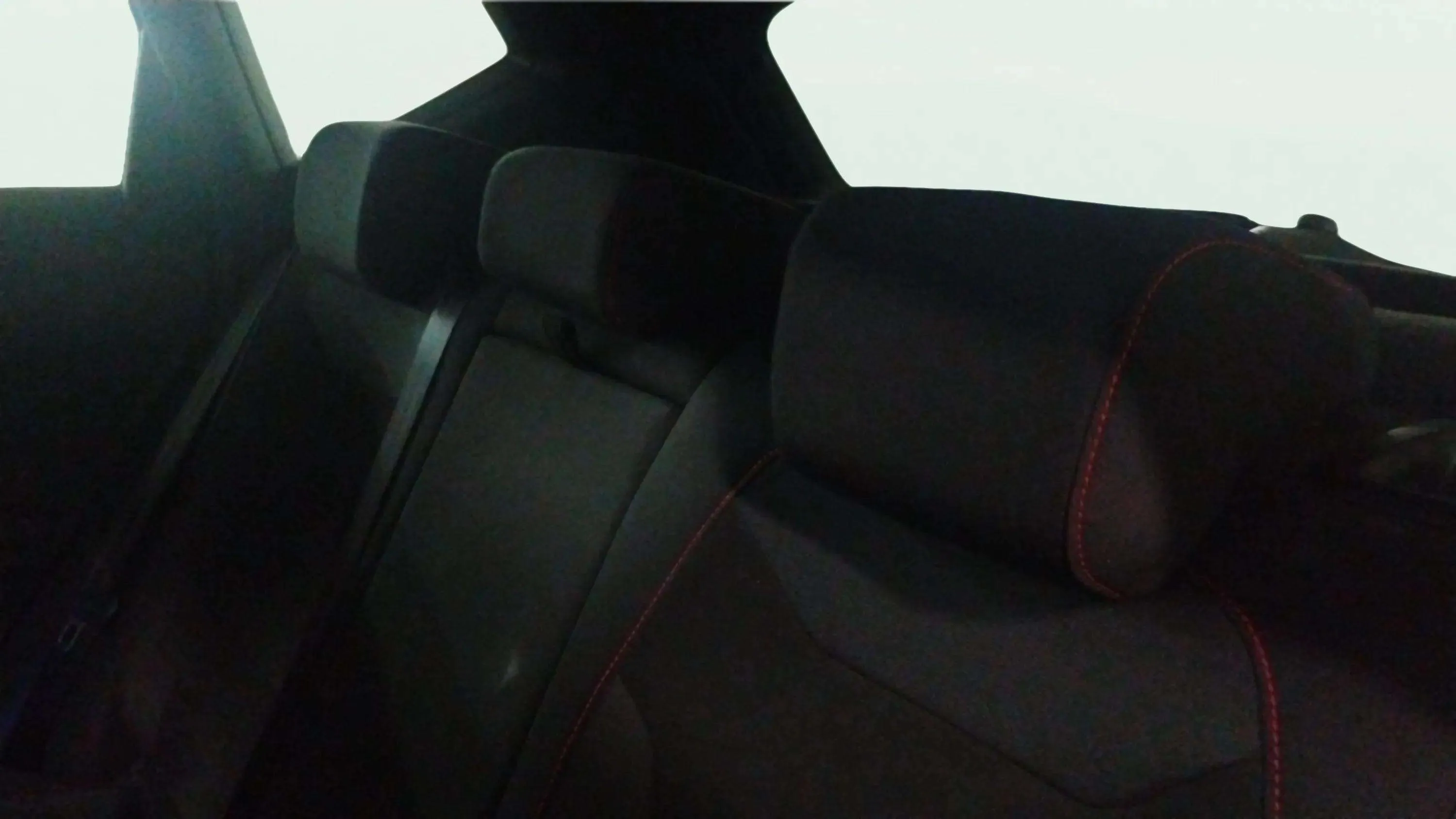 SEAT Ateca 2.0 TSI DSG-7 4D FR Plus - foto 10