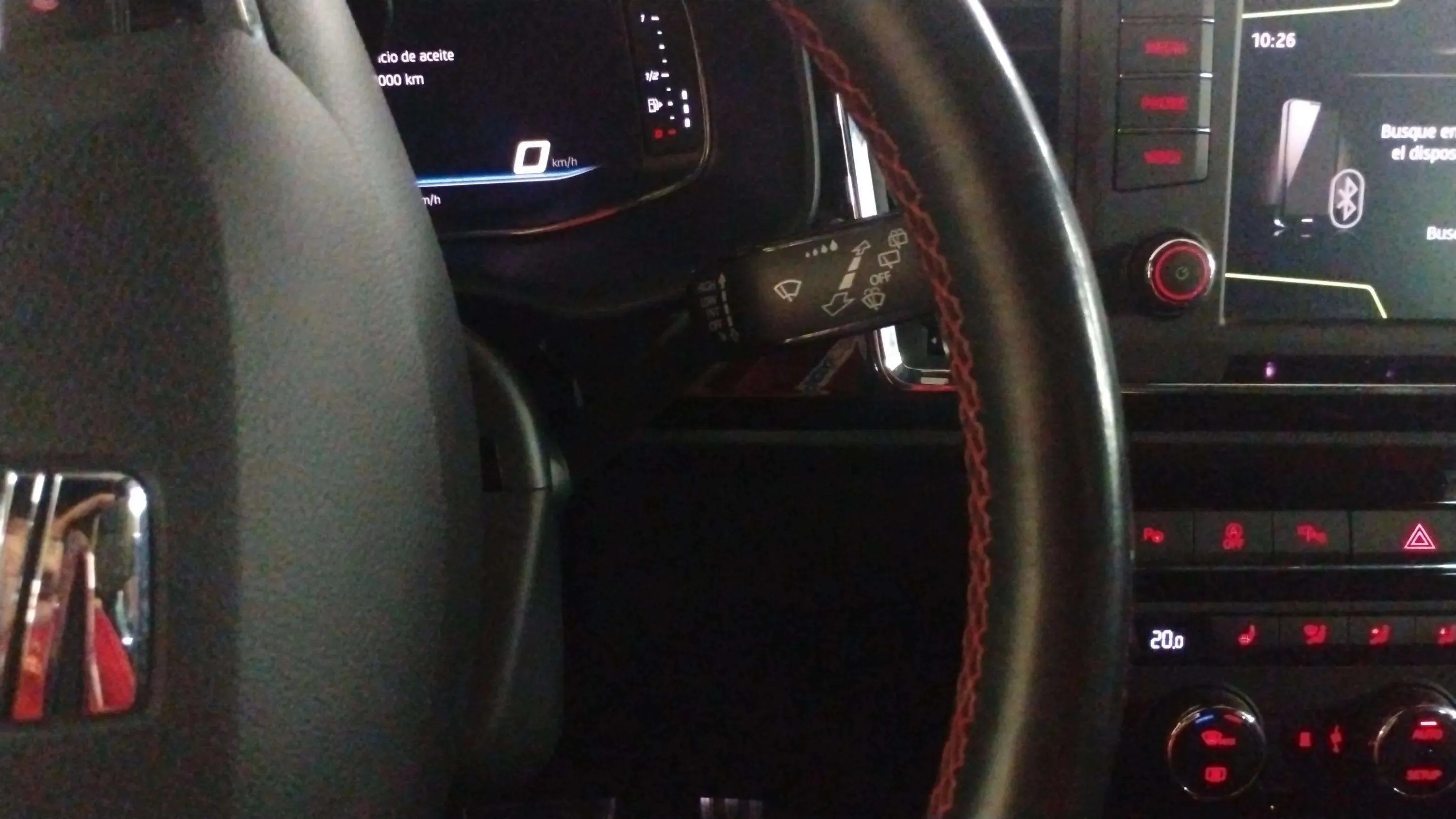 SEAT Ateca 2.0 TSI DSG-7 4D FR Plus - foto 22