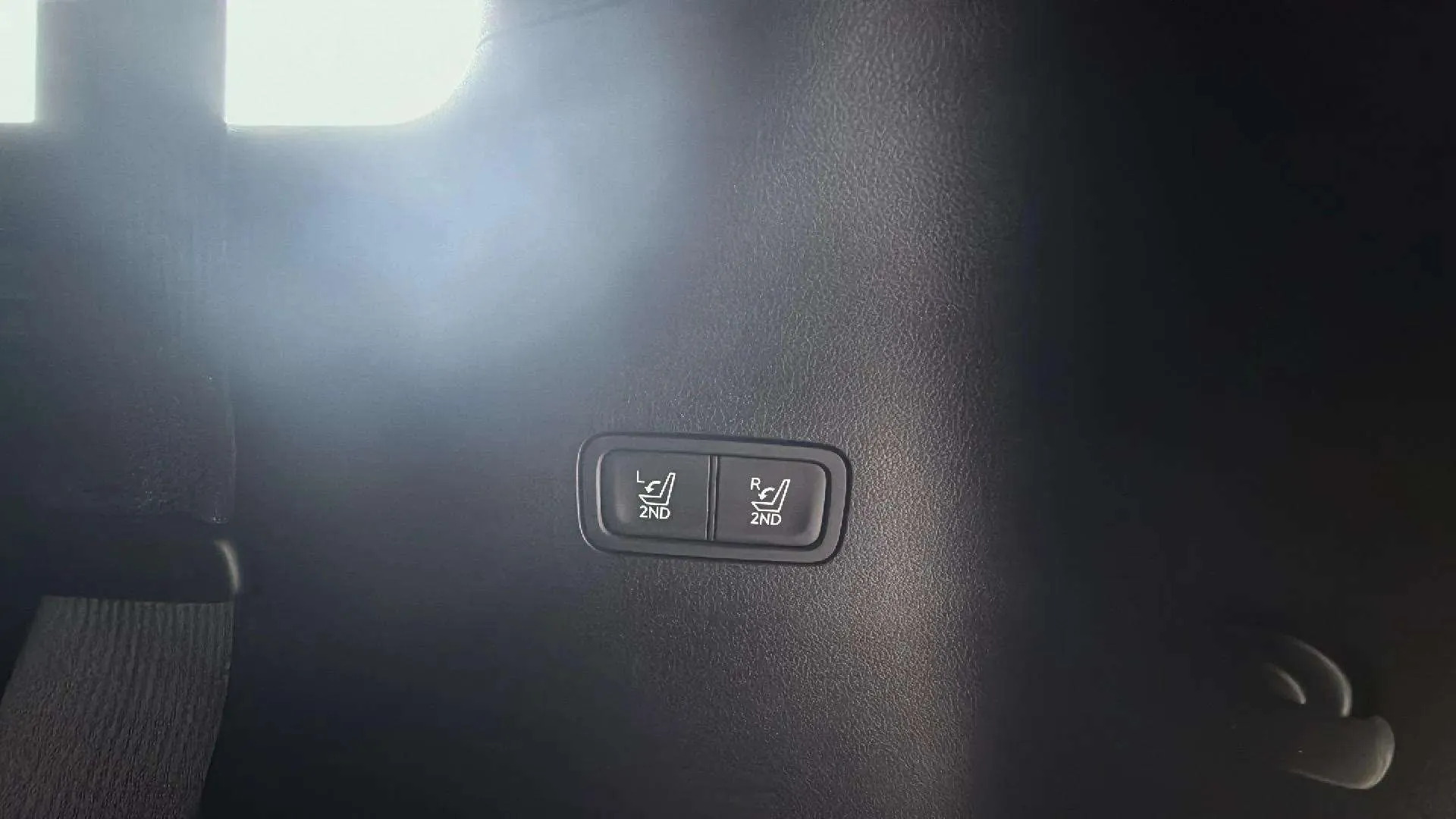 Hyundai Santa Fe HEV 1.6T 4x4 Calligraphy - foto 7
