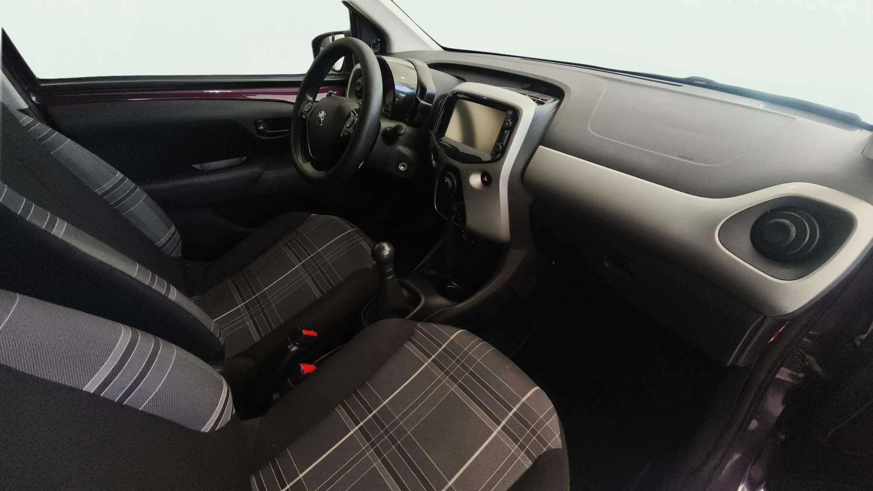 Peugeot 108 1.2 PureTech - foto 15