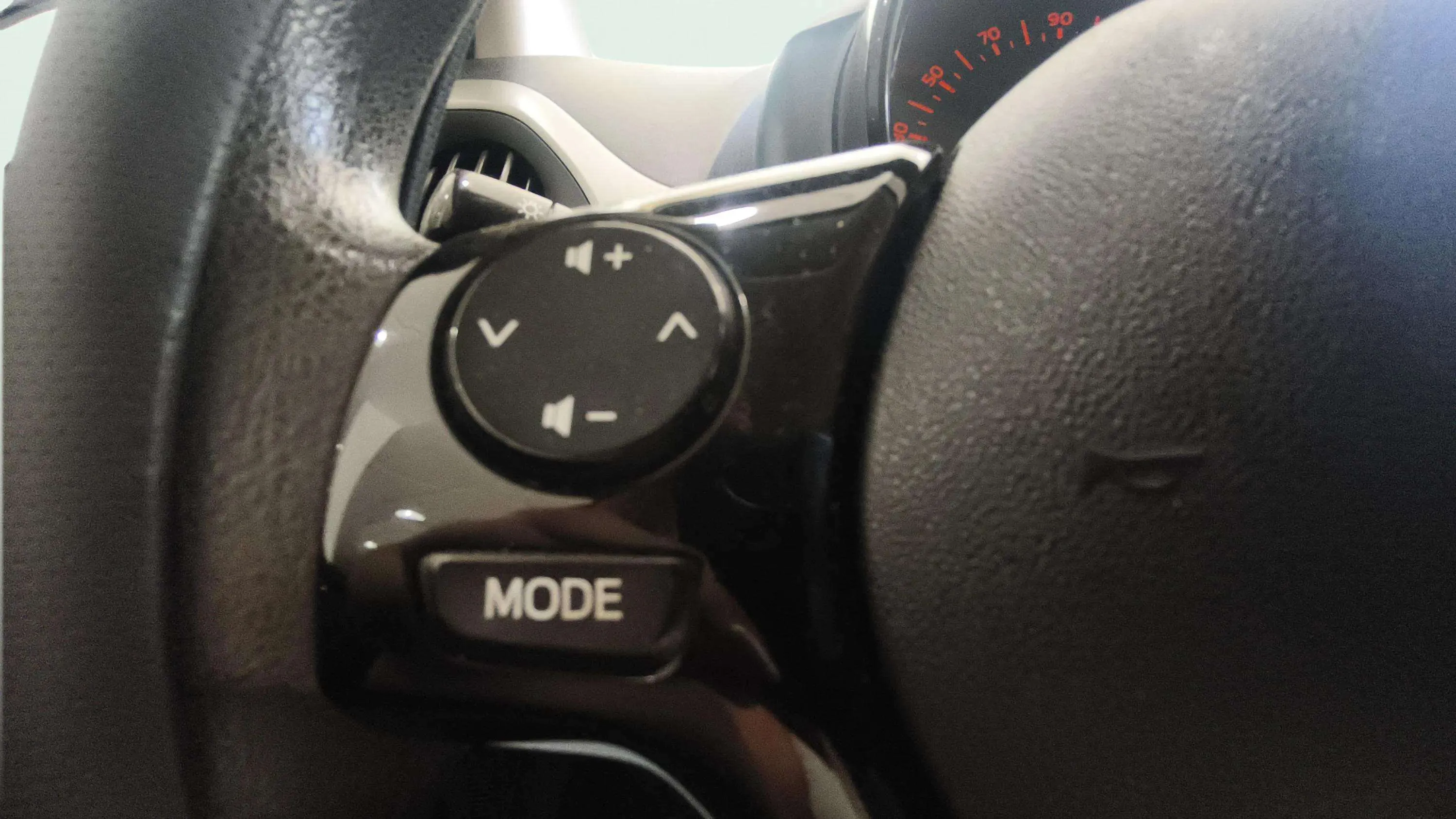 Peugeot 108 1.2 PureTech - foto 18